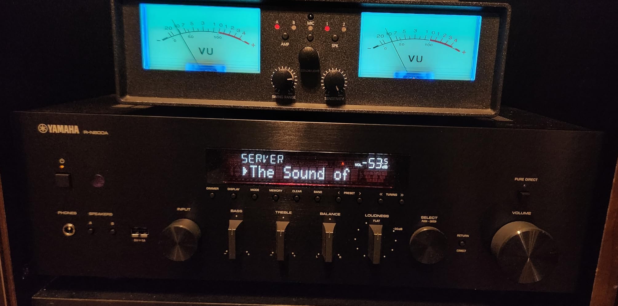 Yamaha R-N600A Network Receiver with Streaming, Phono and Built-in DAC, Black customer photo 1