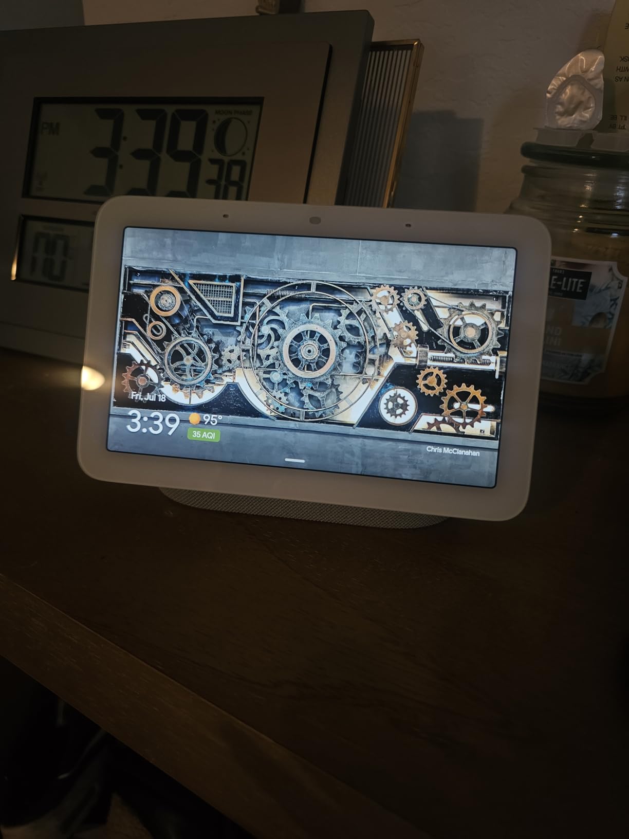 Google Nest Hub 7 Smart Display 2nd Generation with Google Assistant - Charcoal customer photo 2