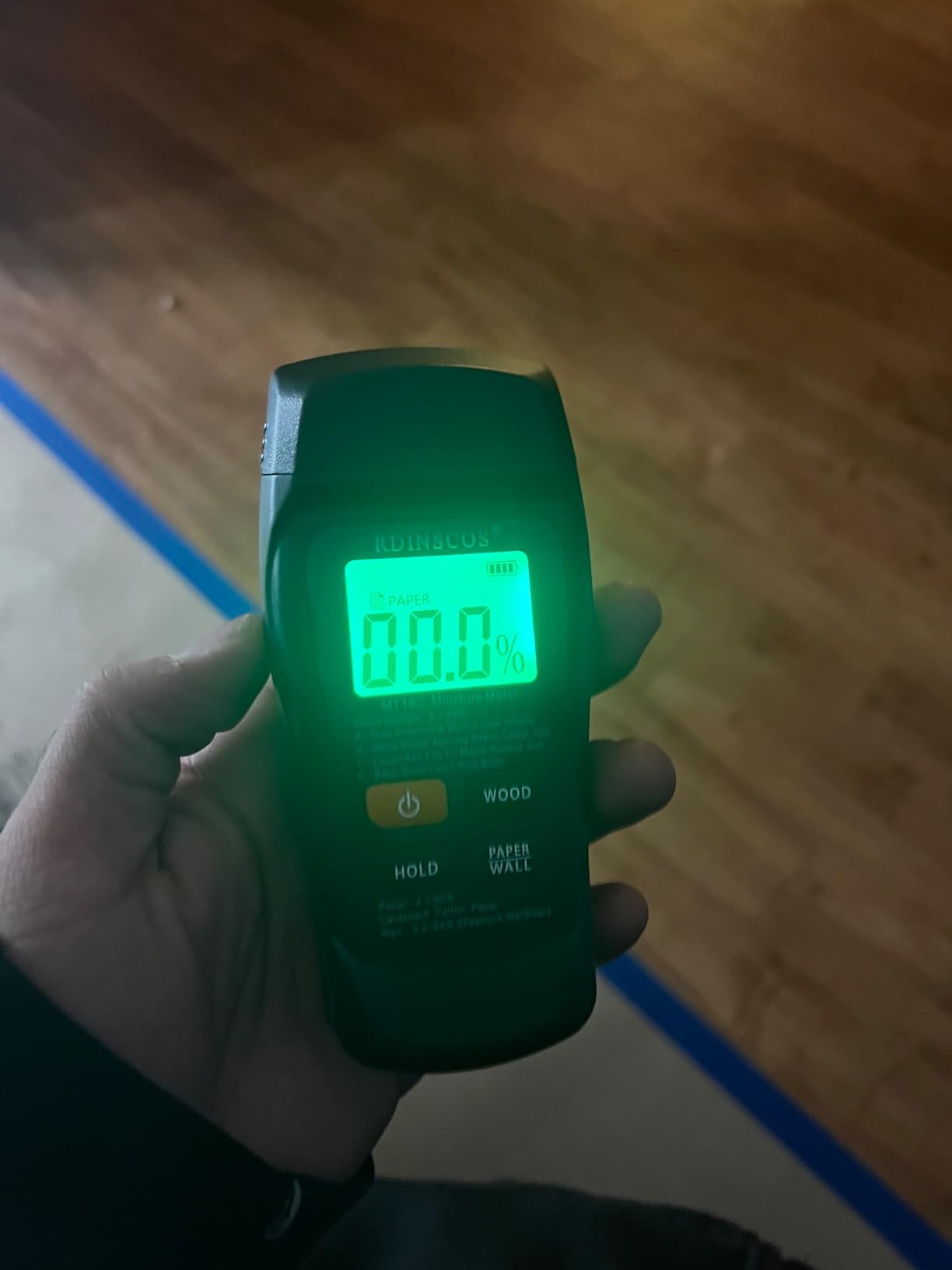 Pinless Moisture Meter for Walls, Wood, Non-Invasive Moisture Detector with Deep Scan, Digital LCD Display - Wall Moisture Tester for Water Damage, Home Inspections, Renovation customer photo 2