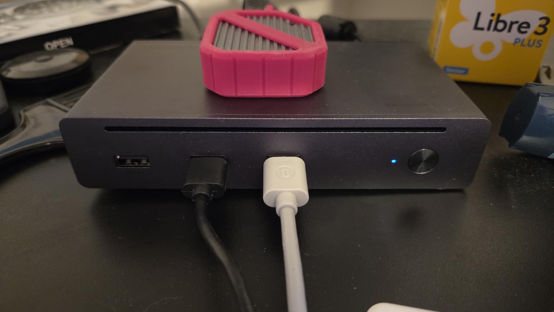 UGREEN Thunderbolt 4 Dock 8-in-1 40Gbps TB4 Hub 3 x TB 4 Dual 4K@60Hz or Single 8K Display, 85W Charging, Gigabit Ethernet, 3 x USB A 3.2. Revodok Max 208 for Mac M1/M2/M3/M4 Pro/Max customer photo 1