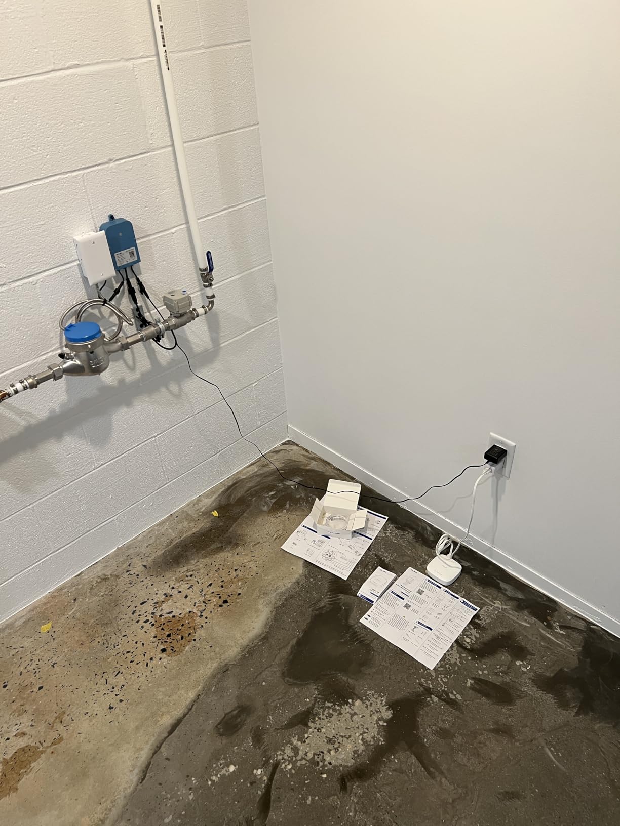 YoLink FlowSmart NSF Water Meter, Smart Water Usage Monitor and Water Leak Detection: 0.75 Inch Advanced Smart Home Water Meter, Hub Included, YS1603+YS5007 customer photo 1