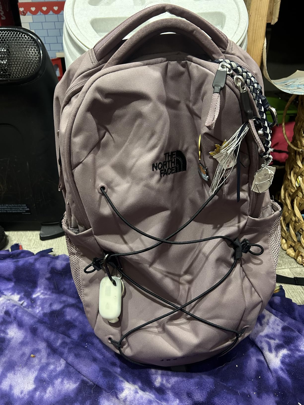 The North Face Women's Jester Everyday Laptop Backpack - Commuter Travel Bag, Laptop Sleeve, Water-Repellent, Minimal Grey Dark Heather/Minimal Grey-NPF, One Size customer photo 1