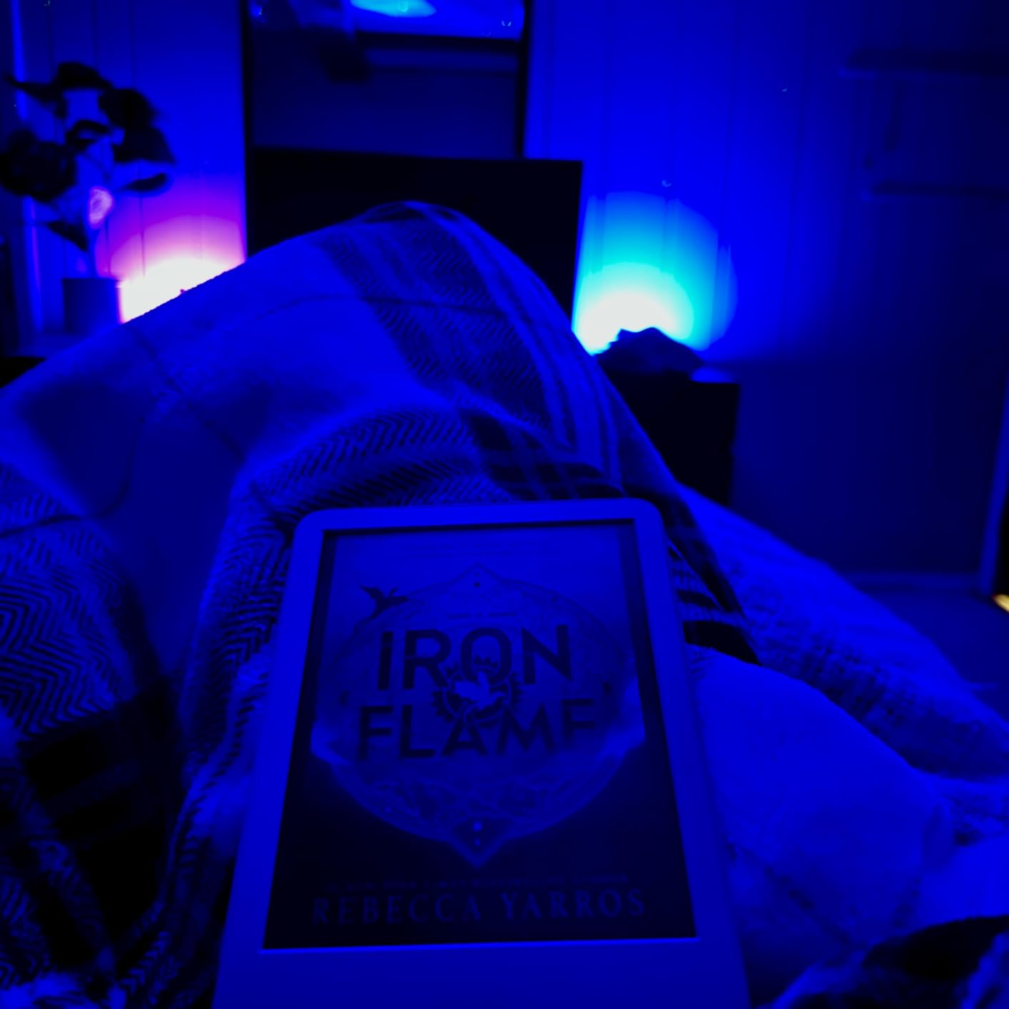 Kindle 16 GB (newest model) - Lightest and most compact Kindle, now with faster page turns, and higher contrast ratio, for an enhanced reading experience - Matcha customer photo 1