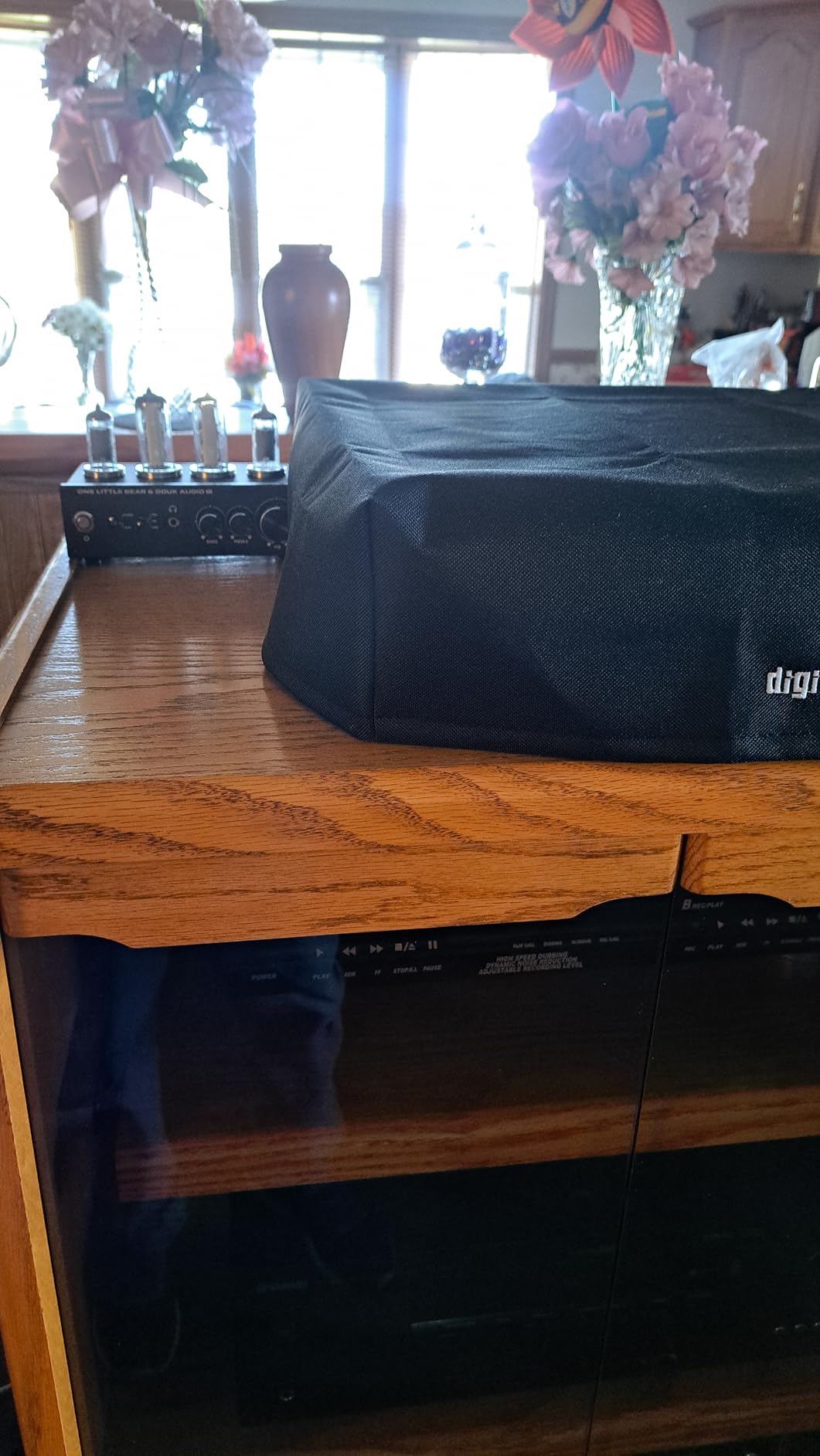 Douk Audio T9 Vacuum Tube Phono Preamp Stereo Turntable Preamplifier with Headphone Output and Treble Bass Control for MM/MC Record Player, Home Hi-Fi Audio, Amplifier, Speaker customer photo 1