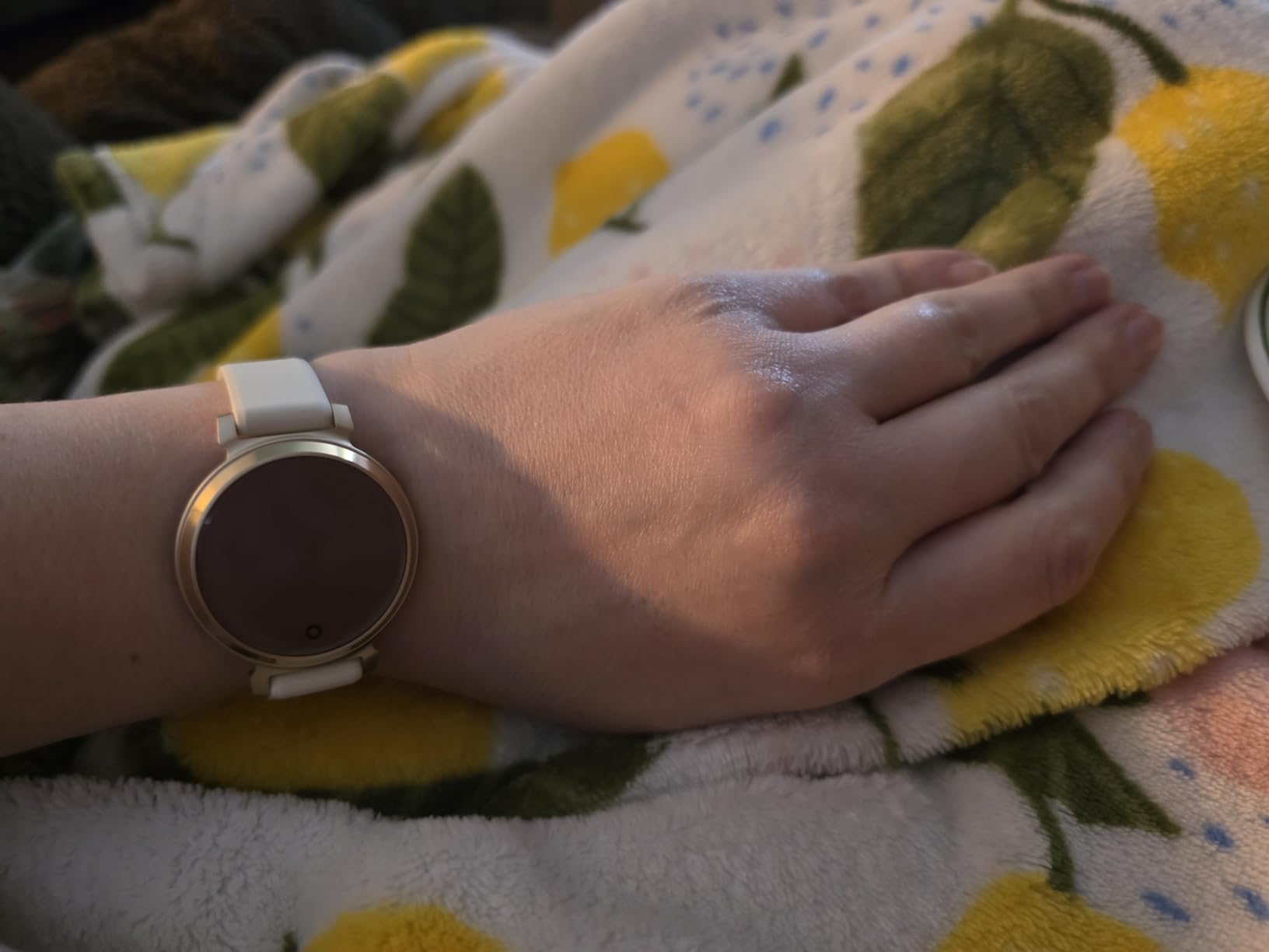 Lily 2, Small and Stylish Smartwatch, Hidden Display, Patterned Lens, Up to 5 Days Battery Life, Coconut customer photo 2