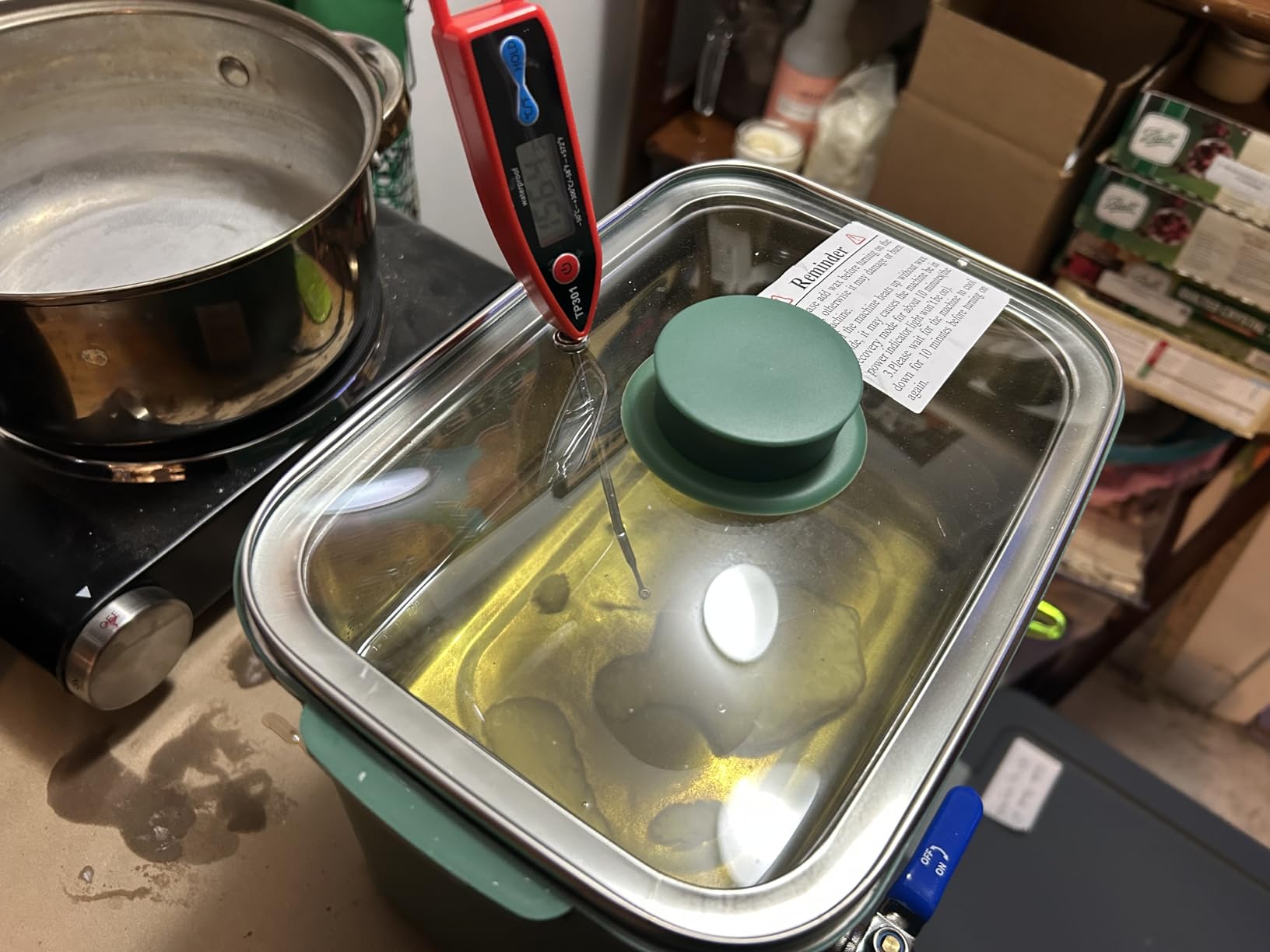 TOAUTO 8Lbs Green Wax Melter for Candle Making - DIY Electric Candle Wax Melting Pot with Quick Pour Valve & Temperature Controller for Candle Craft Maker Beginner AC 120V customer photo 2