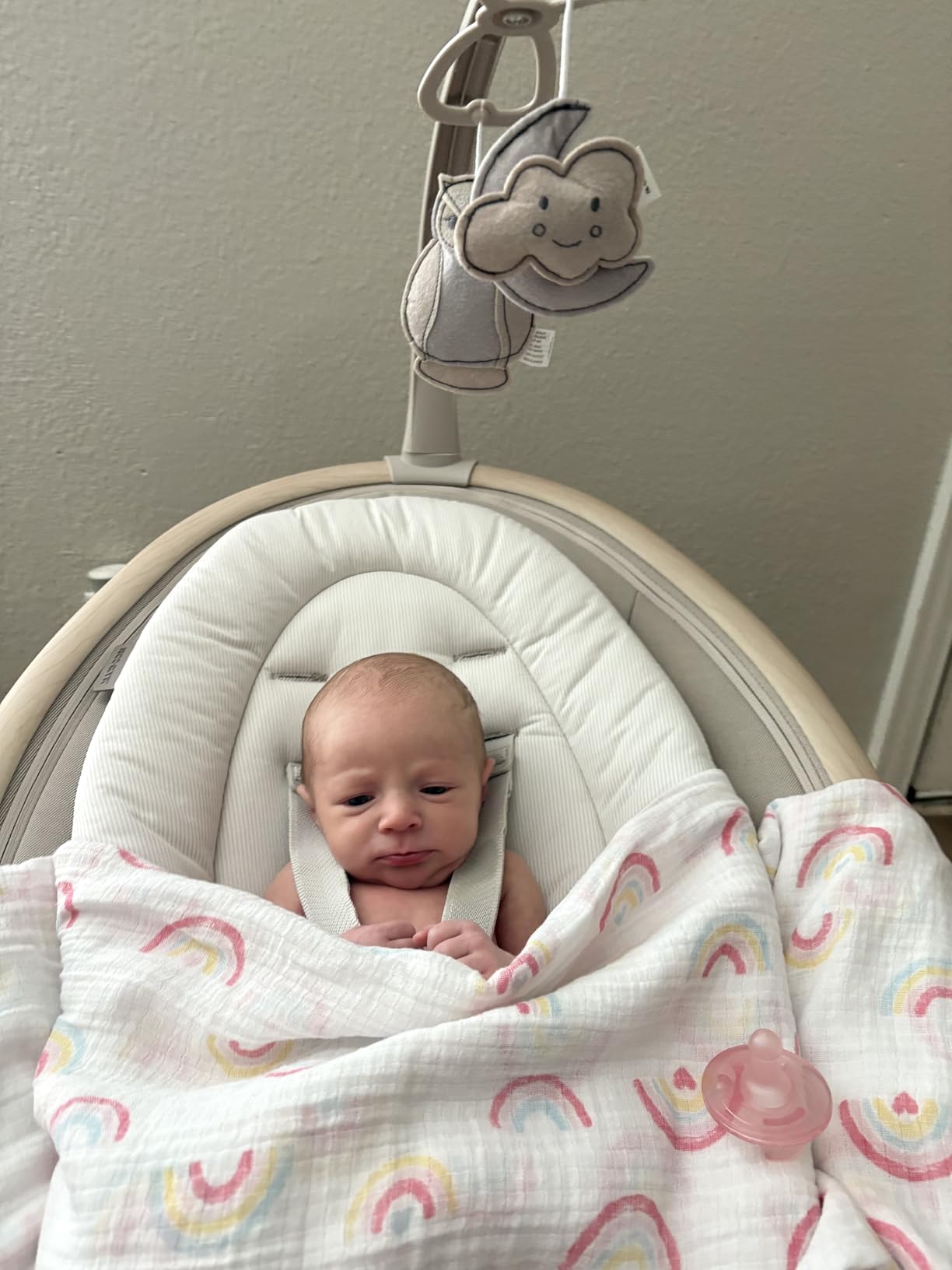 Maxi-Cosi Cassia Baby Swings for Infants: Smart Portable Baby Swing with Music, Lightweight & Foldable Baby Swing, 360 Rotation Infant Swing, Classic Oat customer photo 2