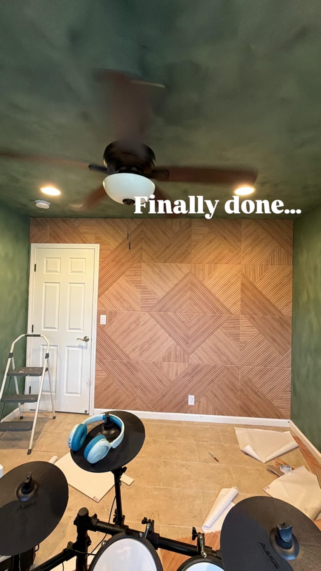 BUBOS 6 PCS Acoustic Wall Panels for Home Theaters, Recording Studios, Living Rooms - High-Density Polyester Fiber Absorbing Foam Soundproof Panel, Peel and Stick - Wood Print 23.62 X 23.62 Inches customer photo 2