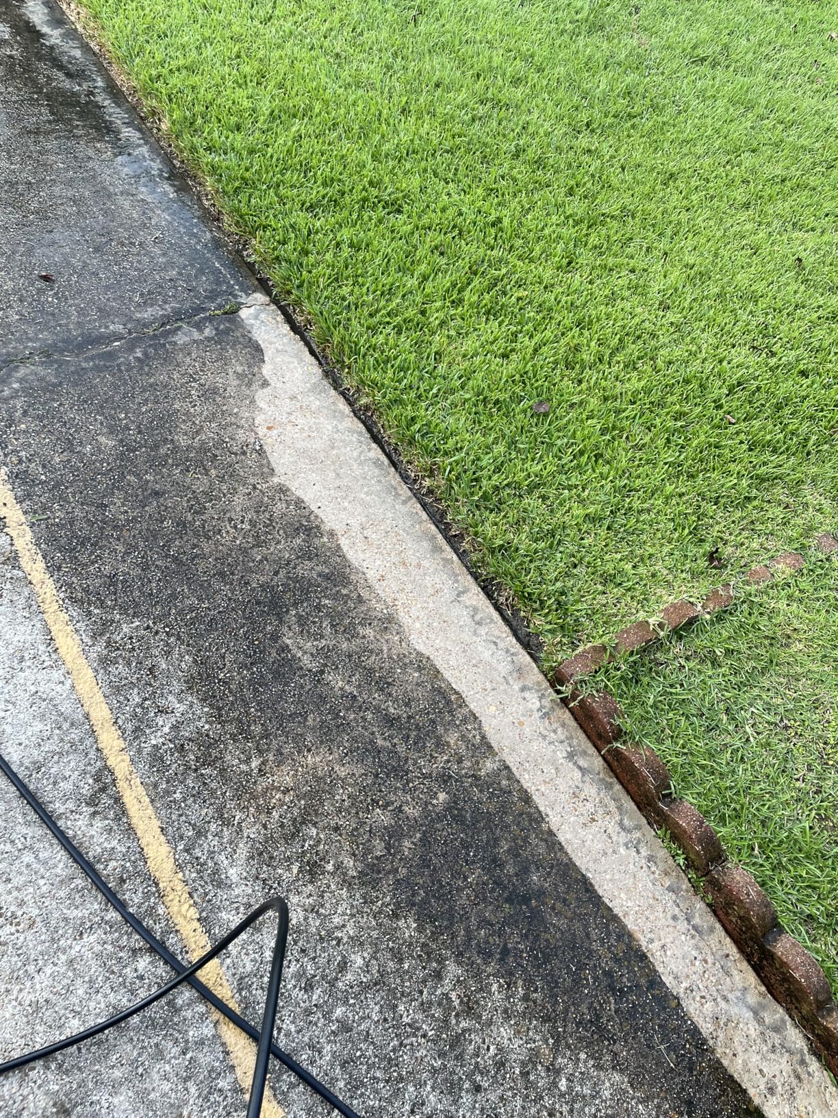 Westinghouse WPX3400e Electric Pressure Washer, 3400 Max PSI and 2.0 Max GPM, Brushless Motor, Onboard Soap Tank, Spray Gun and Wand, 5 Nozzle Set, for Cars/Fences/Driveways/Homes/Patios/Furniture customer photo 1