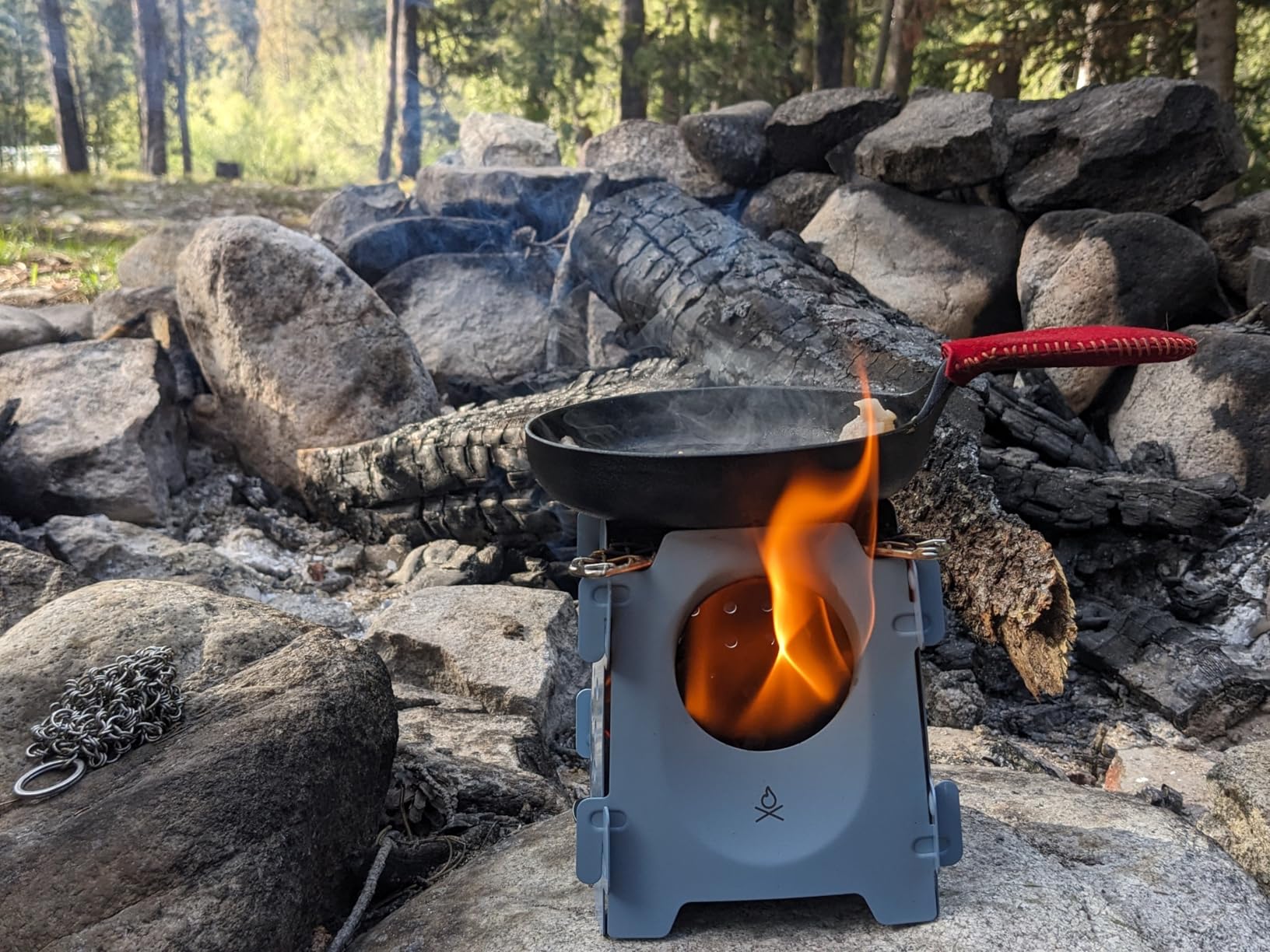 Überleben | Stöker Wood Burning Camping Stove - 18oz Flatpack Stainless Steel Wood Stove for Backpacking, Hiking & Outdoor Cooking - Portable, Folding Camping Essentials (Carbon Black) customer photo 1