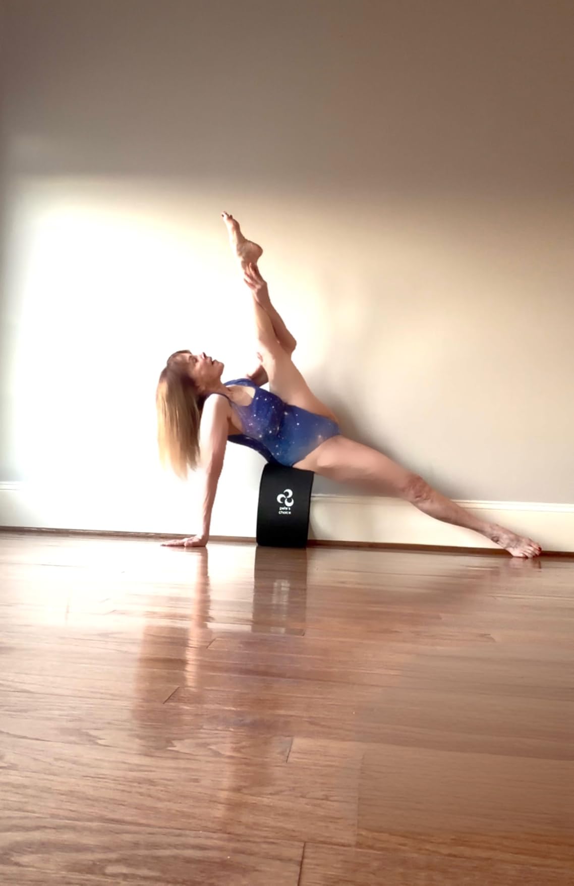 Extra Wide Yoga Wheel, Mini Yoga Wheel - Beginner Friendly Yoga Kit. More Comfortable, Stable and Safer Back Roller. Improve posture, better mobility. Ideal Home Exercise. Relieve Back Pain. customer photo 1