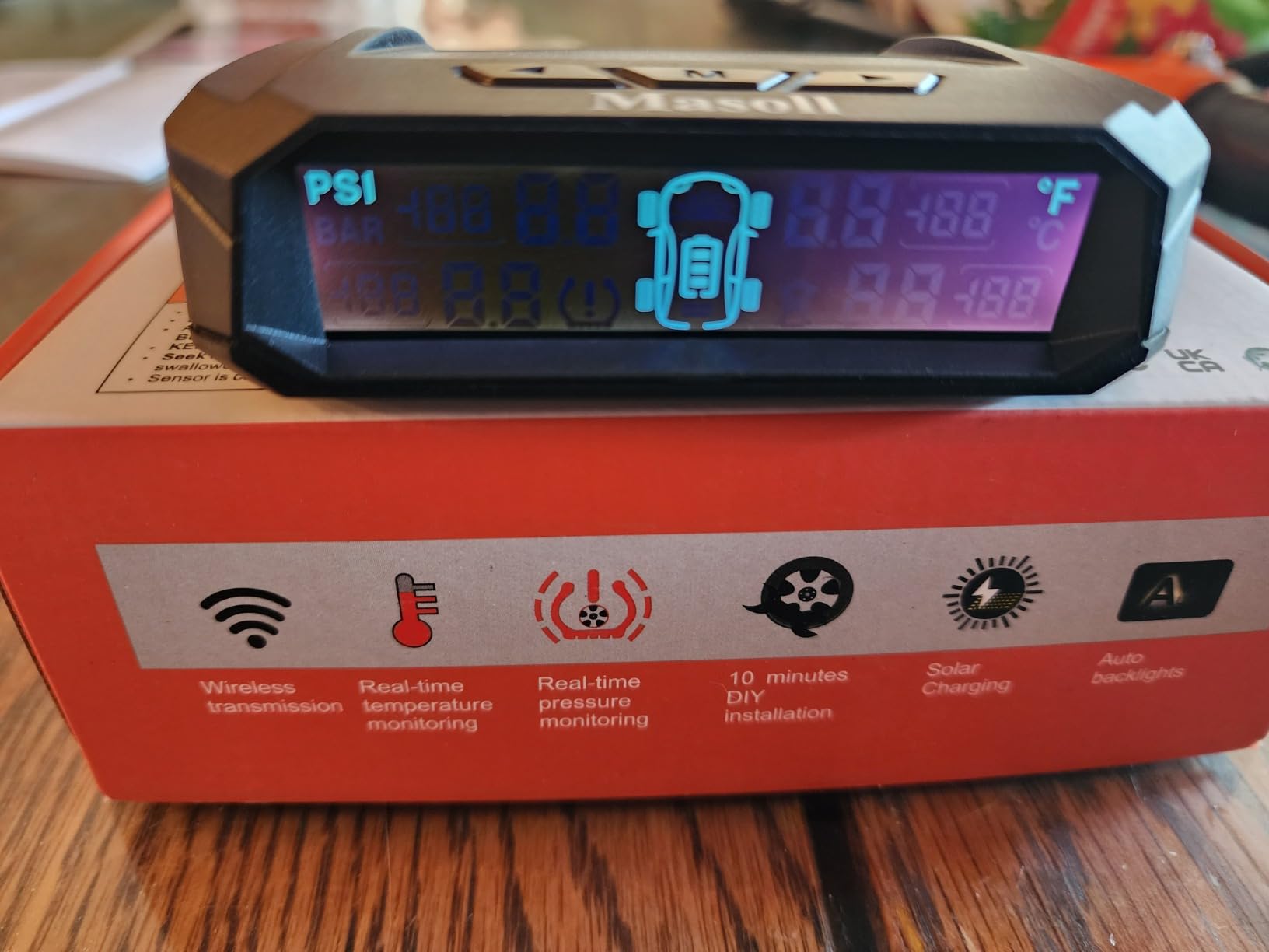 RV tire Pressure Monitoring System, Wireless TPMS Tire Pressure Monitor System with Solar Charger, RV TPMS with 4 tire Pressure Sensors & 6 Alarm Modes(0-87 PSI) customer photo 2