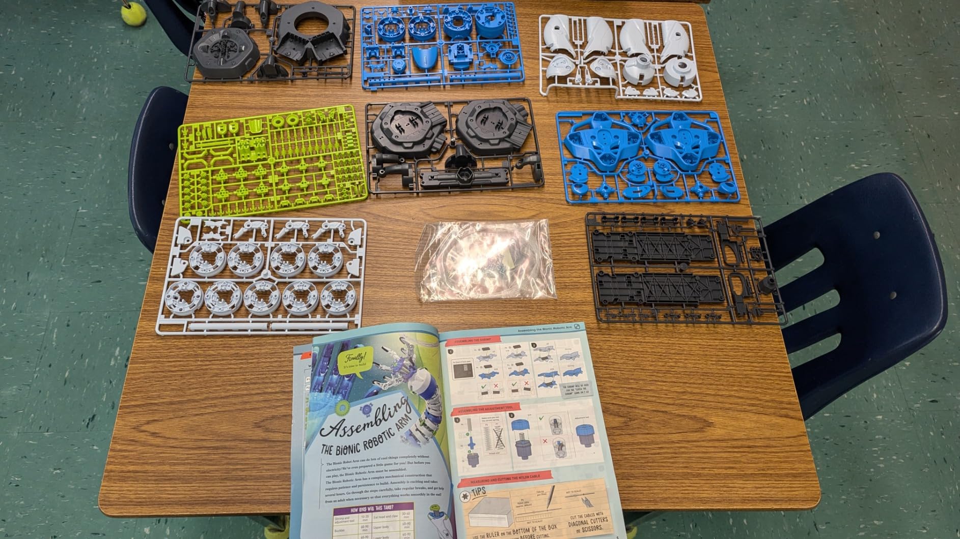 Thames & Kosmos Bionic Robotic Arm STEM Experiment Kit, Toy of The Year Finalist, Build a Mechanical Arm, No Batteries/Motors Required | Innovative System | Ages 10+ with Help, 14+ Independent Play customer photo 2