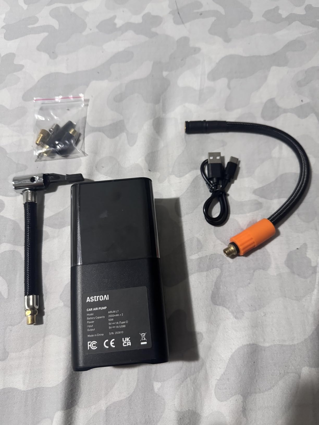 AstroAI L7 Tire Inflator Portable Air Compressor Cordless Mini Bike Pump with Digital Dual Values Display, 150 PSI Car Tires Air Pump with LED Lights&Pressure Gauge for Auto, Motorcycles, Bikes, Balls customer photo 2