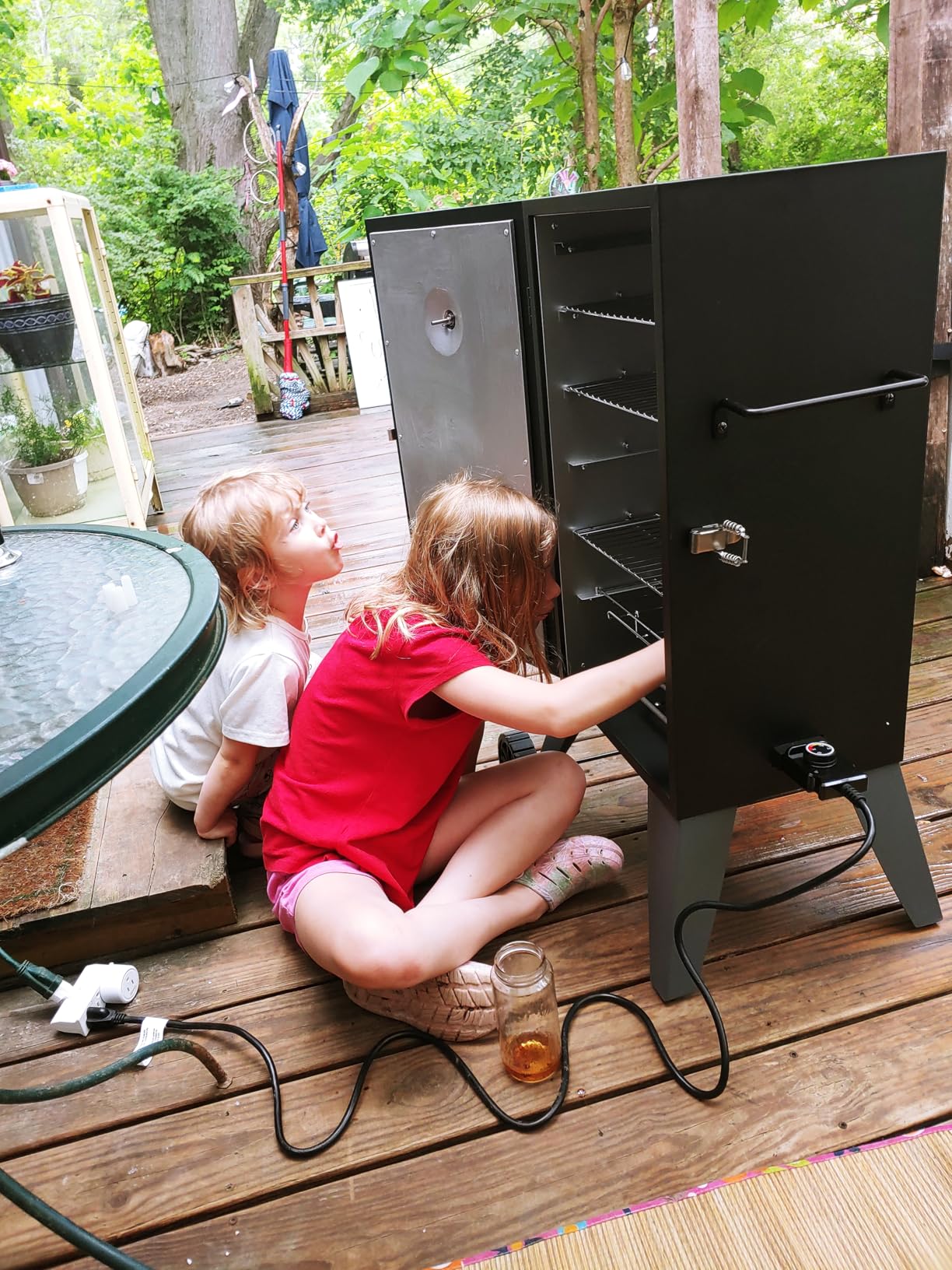 Royal Gourmet SE2805 28-Inch Analog Electric Smoker with 3 Cooking Grates, Outdoor Smoker with Adjustable Temperature Control & 454 Sq. In. Cooking Area for Outdoor Backyard BBQ, Black customer photo 2