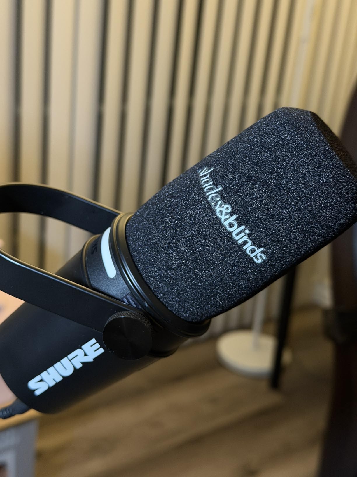 Shure MV7+ Podcast Dynamic Microphone - OBS Certified, Enhanced Audio, LED Panel, USB-C & XLR Outputs, Auto Level Mode, Digital Pop Filter, Reverb Effects - for Podcasting, Streaming, Recording, Black customer photo 1