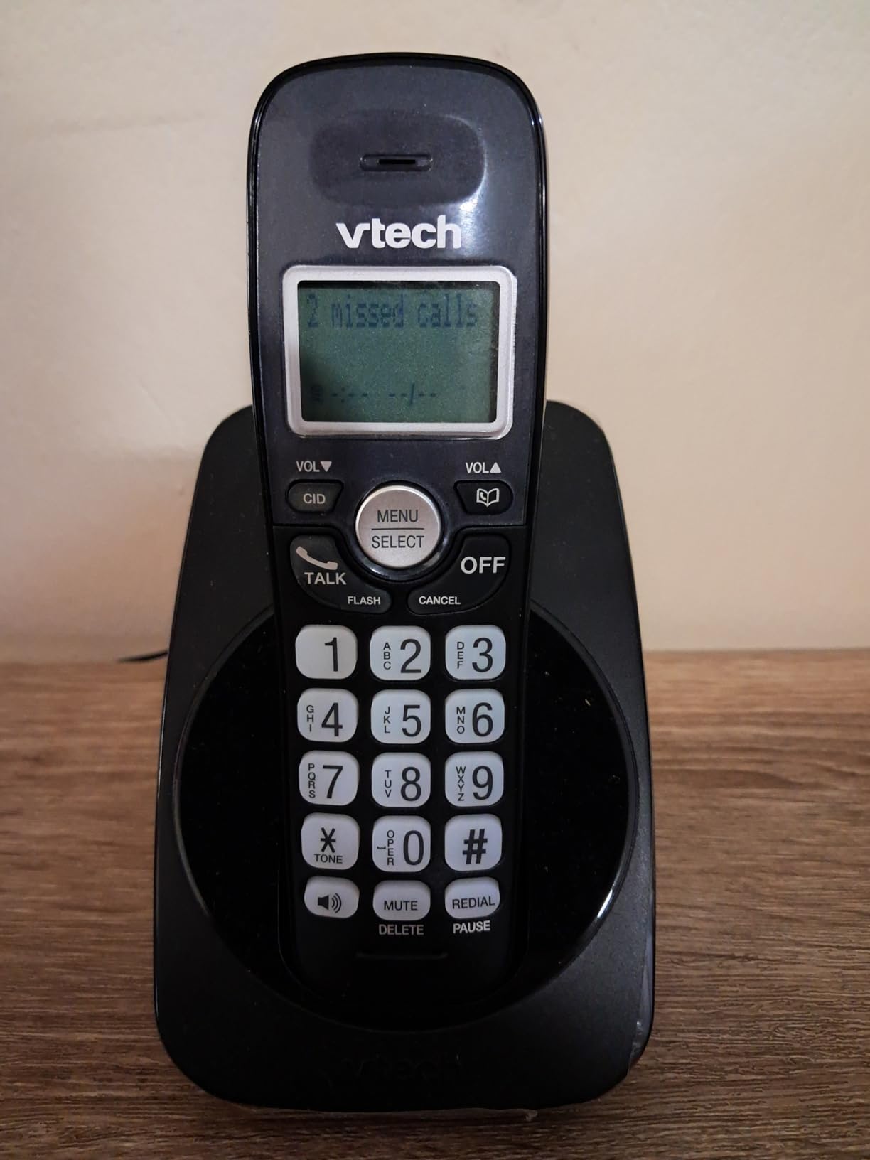 VTech Cordless Phone with DECT 6.0, Full-Duplex Speakerphone, Lighted Display, Backlit Keypad, Caller ID/Call Waiting, Volume Control, Hearing Aid Compatible, Wall Mount | VG131-11 (Black) customer photo 1