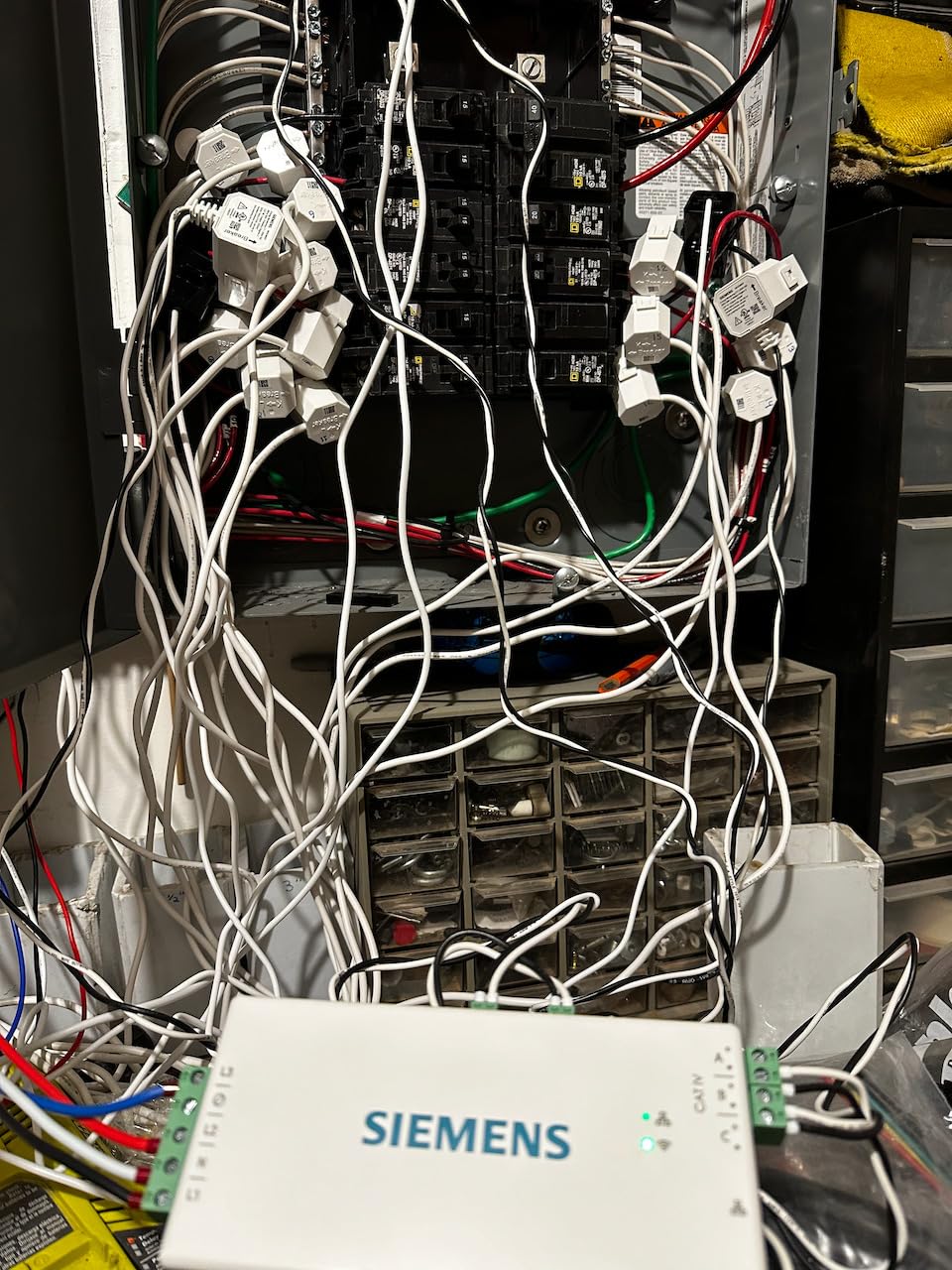 SIEMENS Inhab Smart Home Energy Monitor with 16-50Amp Circuit Level Sensors and 2-200Amp Main Sensors for Real Time Electricity Monitoring and Metering customer photo 1