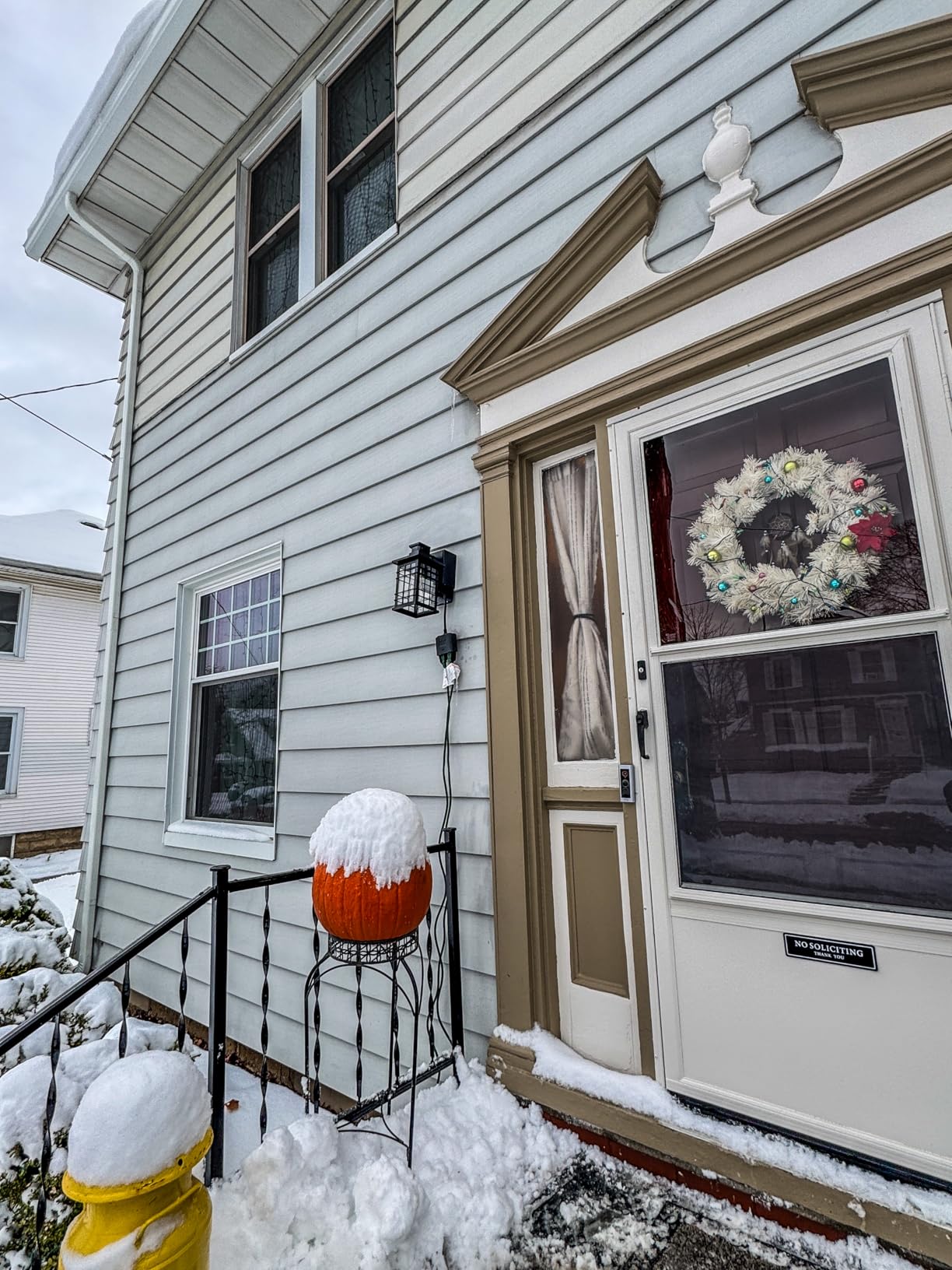 TP-Link Tapo Matter Outdoor Smart Plug, 2 Individual Outlets, IP65 Weather Resistance, Works with Apple Home, Alexa, Google Home, Long Wi-Fi Range, 2.4G Wi-Fi Only, ETL Certified (Tapo P400M) customer photo 2