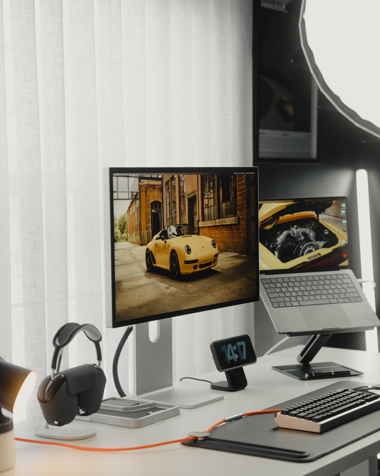 Native Union Desk Laptop Stand - Height Adjustable Ergonomic Computer Stand - Compatible with MacBook Air/Pro, iPad, Dell, HP, Lenovo, Microsoft Surface & Laptops & Tablets Up to 5kg (Slate Green) customer photo 2