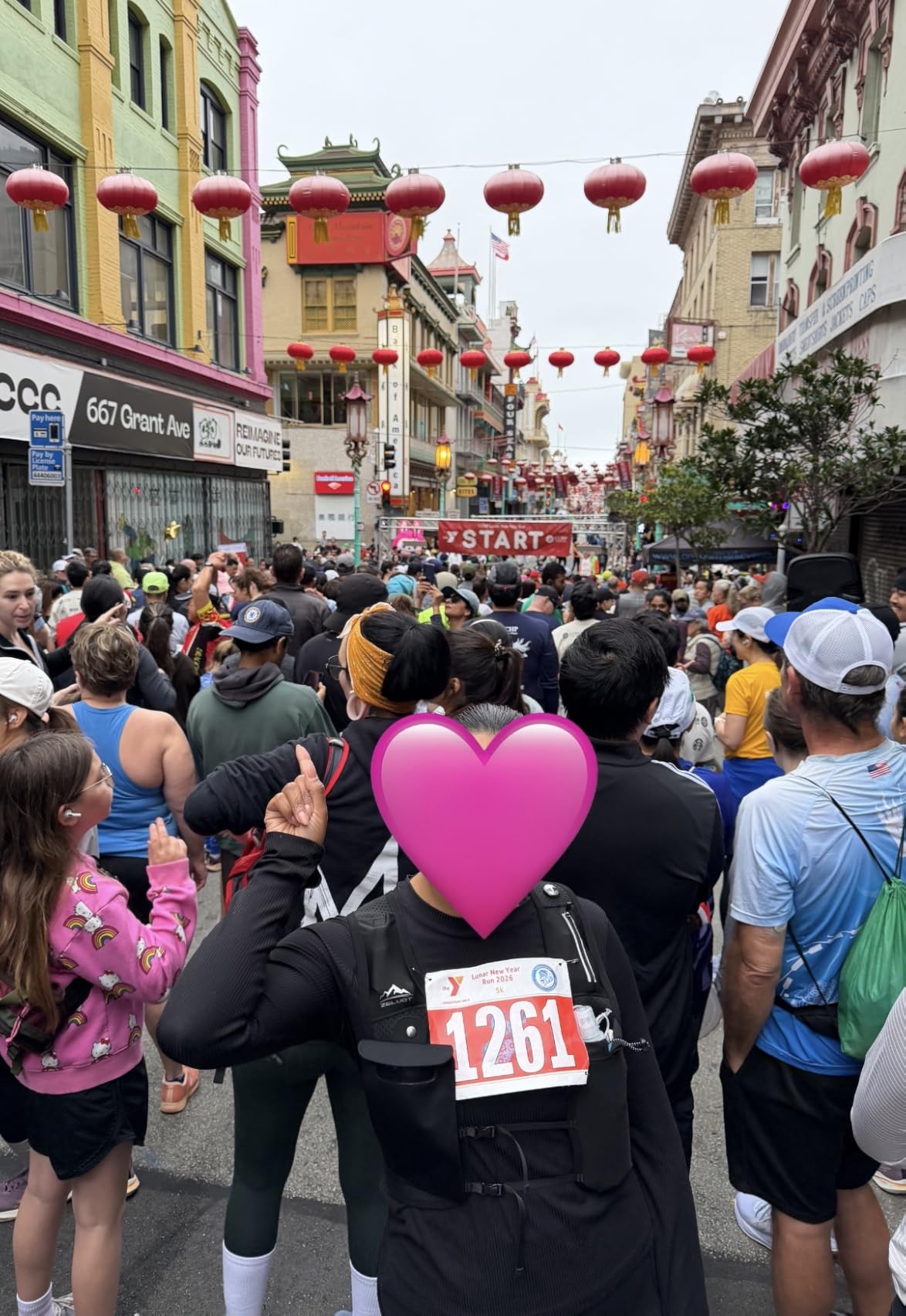 Running Vest for Women Men, USA Original Patent, Adjustable Chest Straps Running Hydration Vest with 500ml Soft Flask, Lightweight Reflective Hydration Backpack for Marathon customer photo 2