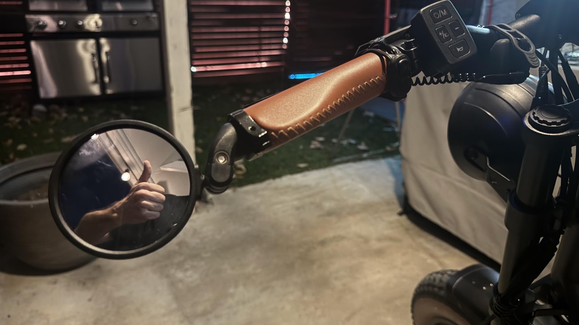 Bike Mirrors,Bike Bar End Mirror, HD Glass Convex Lens Bicycle Rearview Mirror, Safe Cycling Rearview Mirror, Easy to Install customer photo 1