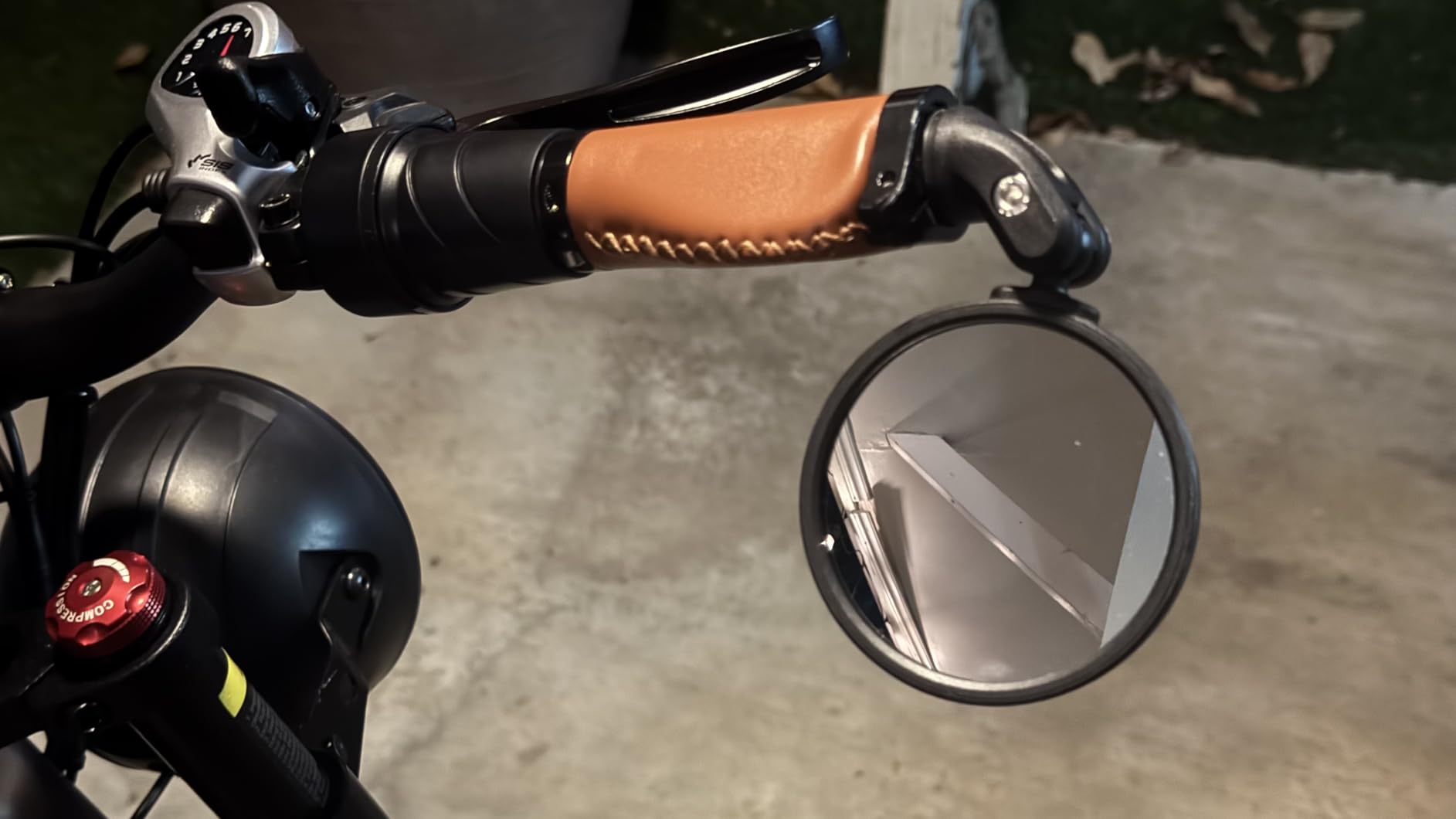 Bike Mirrors,Bike Bar End Mirror, HD Glass Convex Lens Bicycle Rearview Mirror, Safe Cycling Rearview Mirror, Easy to Install customer photo 2