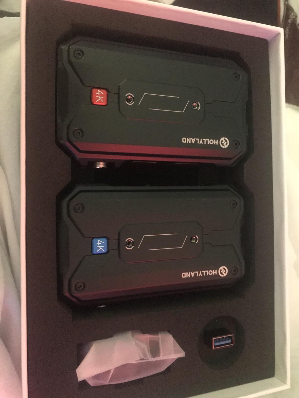 Hollyland Pyro H Wireless HDMI Video Transmission System, Dual-Band 4K30/1080p60 1300ft Los Range 60ms Latency, Up to 4 Receiver, Smart Channel Scan, UVC Live Stream (1TX+1RX) customer photo 1