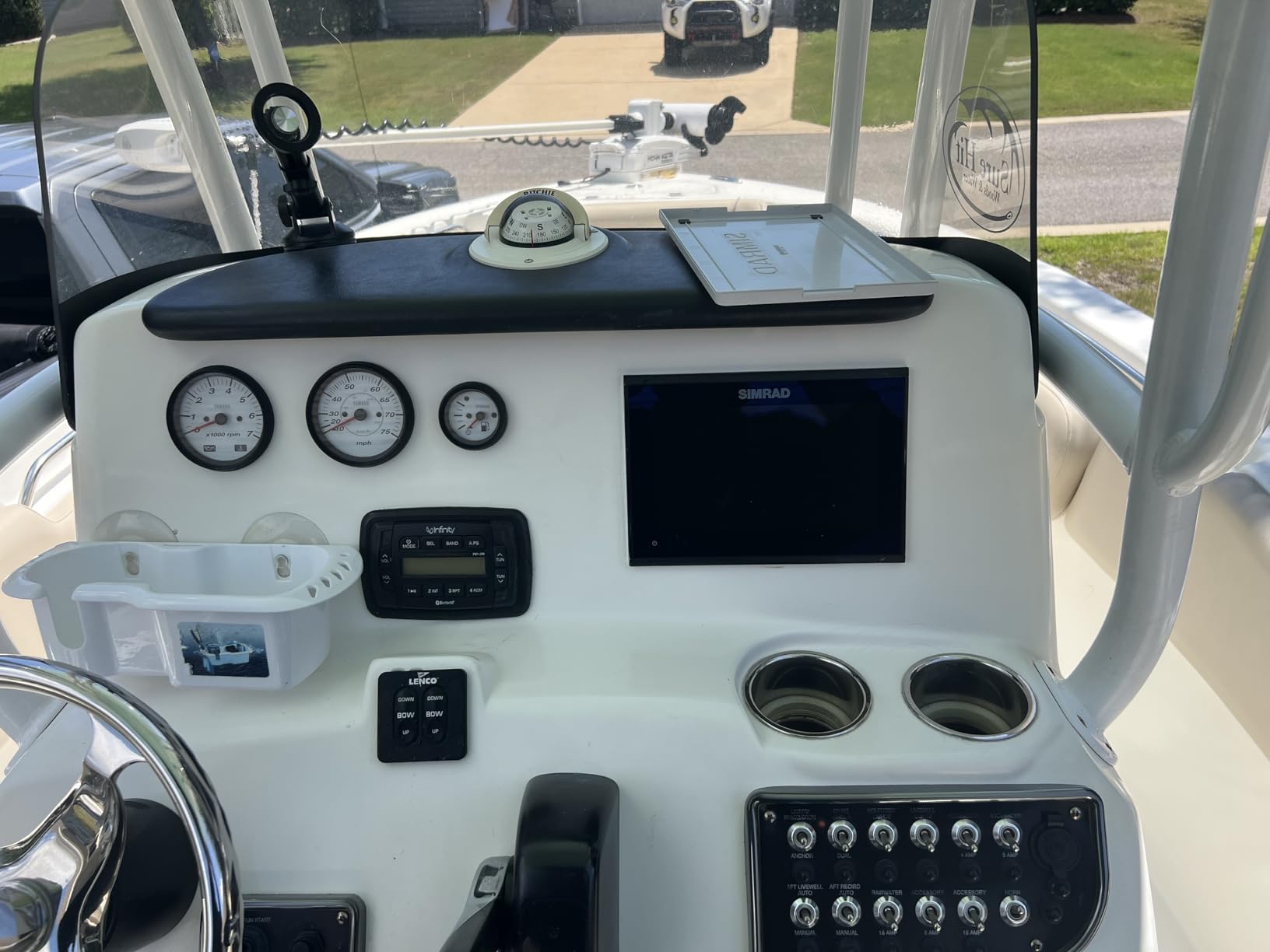 GO Chartplotter and Fish Finder, with Transducer and Radar Options, Preloaded C-MAP Discover Chart Card customer photo 1