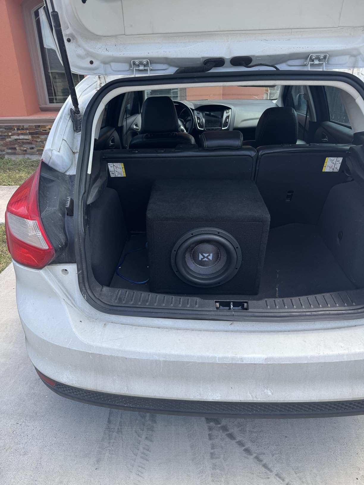 STINGER Audio MT-1000.5 1200 Watt RMS 5-Channel Car Audio Amplifier, Class D, Hexfet Mosfet, Crossover High-Pass/Low-Pass Filter, Subsonic Filter, Remote Subwoofer Bass Knob, Bass Boost Q customer photo 1