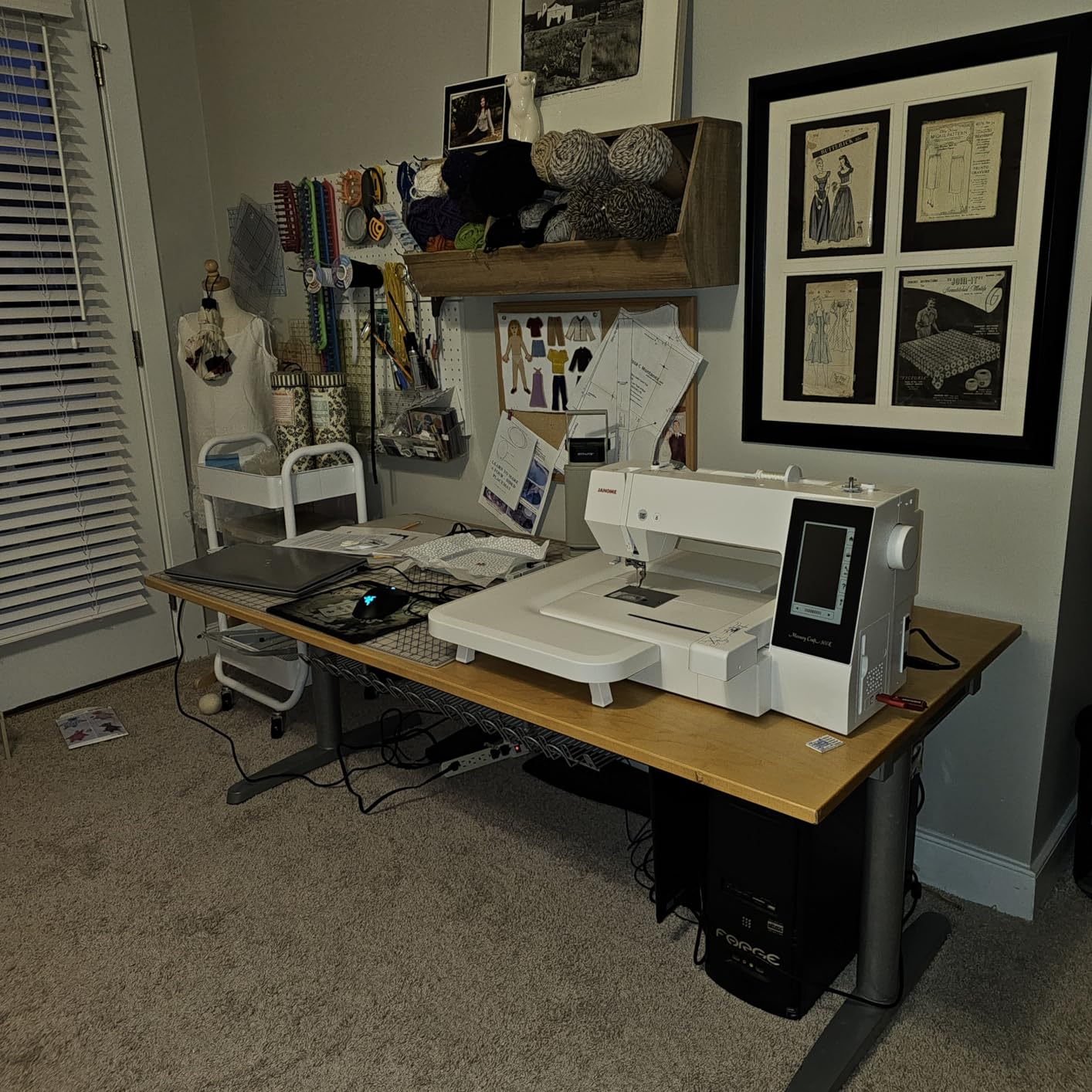 Janome Memory Craft 550E Limited Edition 14x7.9