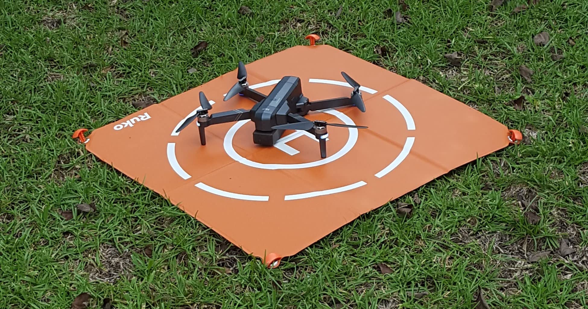 Ruko H002 Drone Landing Pad Weighted, 16.85 inch Practical Size Waterproof Double Sided, Fast-Foldable Portable Helipad for U11MINI 4K/F11PRO 2/F11GIM2/U11S, Bright Color, Drone Accessories (with Carrying Bag) customer photo 2