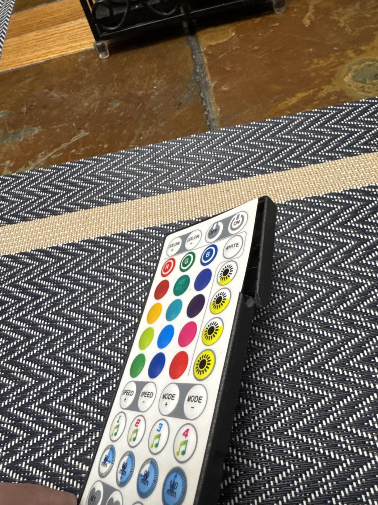 ErGear Standing Desk with LED Strip 48x24 Electric Height Adjustable RGB Gaming customer photo 1