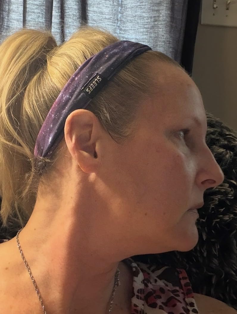 INIA 3-in-1 Red Light Therapy for Face and Neck Beauty Device for Puffiness & Skin Firming Skincare Tool (White) customer photo 2