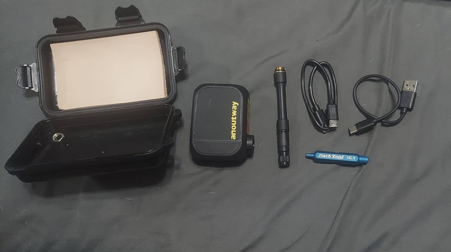 Tiny Pump Bike Pump with Gauge Portable Ultra-Mini 120PSI Electric Bicycle Pump Type-C Rechargeable Battery, Auto Stop, with Presta and Schrader Valve AT1PRO customer photo 2