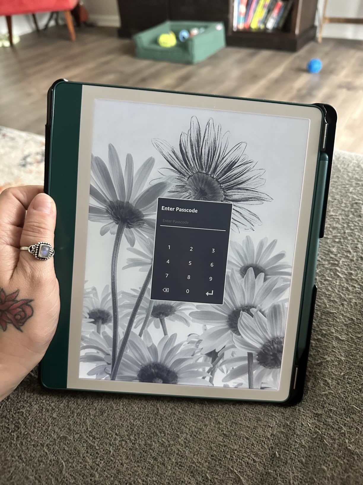 Amazon Kindle Scribe (64GB) - Your notes, documents and books, all in one place. With built-in AI notebook summarization. Includes Premium Pen - Metallic Jade customer photo 2