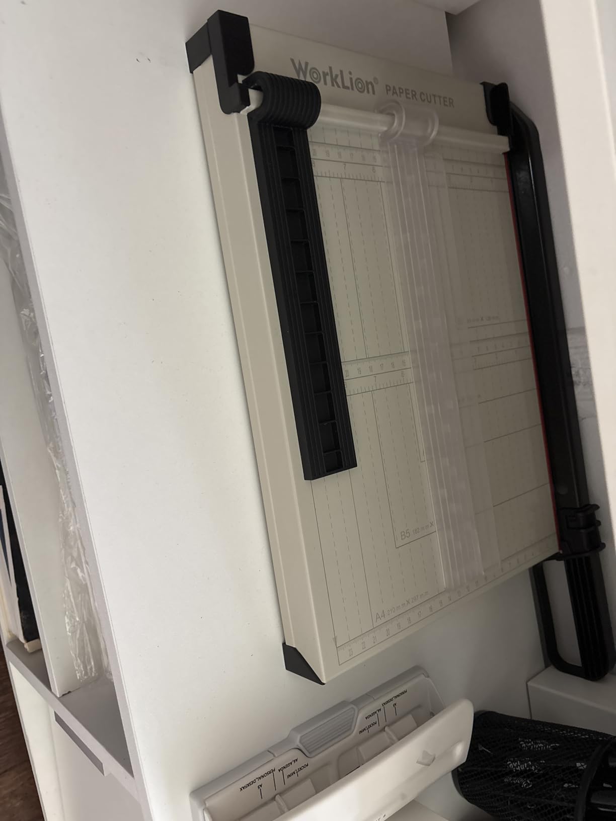 WORKLION Guillotine Paper Cutter A4 - Heavy Duty Paper Trimmer with Safety Guard,15 Sheets Capacity, Precision Guillotine Cutter for Cutting Paper, Card,Photos,Vinyl and More with Ease. customer photo 1