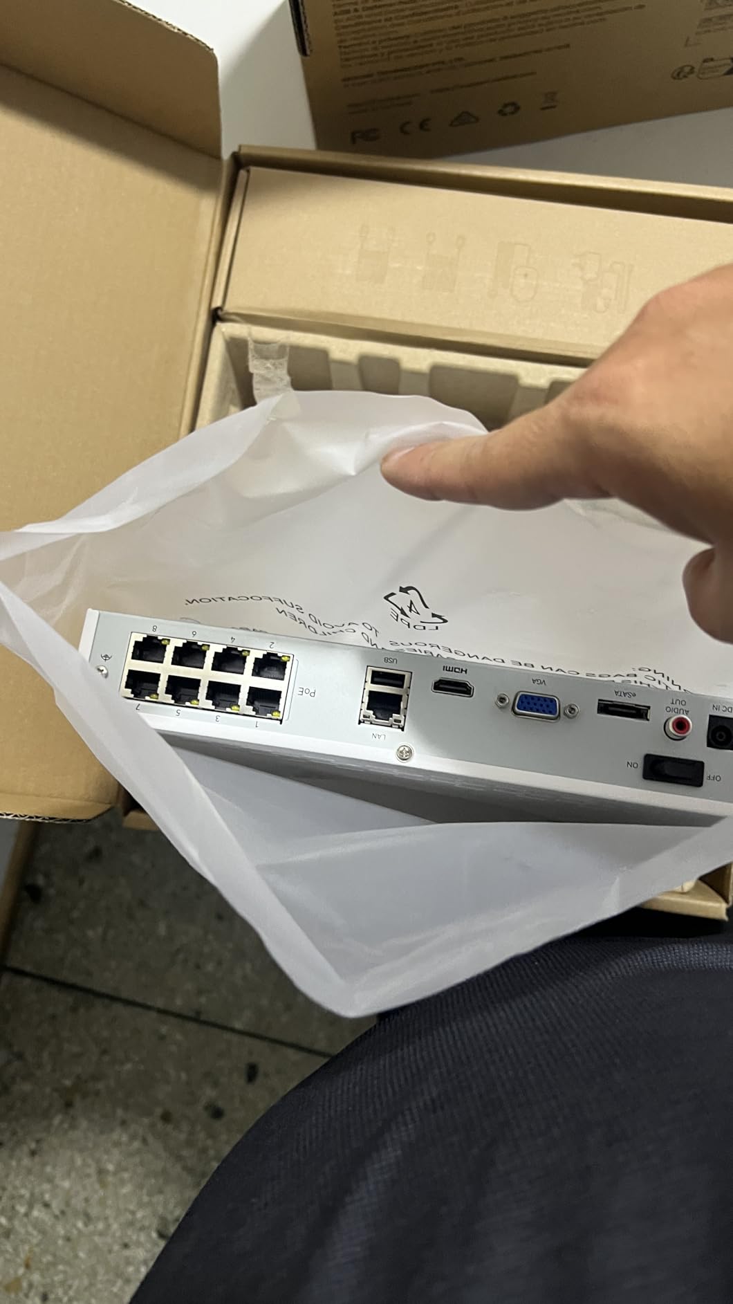 Reolink 4K Security Camera System with PT Auto-Tracking, 355°Pan 50°Tilt, 4K PoE Cameras Home Surveillance Wired Outdoor, Smart AI Detection, Spotlights & 2-Way Talk, 8CH NVR 2TB HDD, RLK8-800PT4 customer photo 1