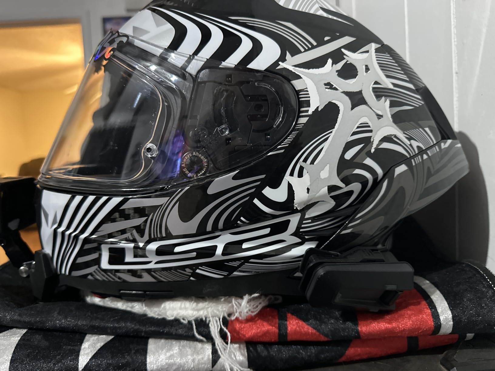 Cardo PACKTALK PRO Motorcycle Helmet Communication System Intercom, Crash Detection, Auto On/Off, Air Mount, 45mm Speakers customer photo 1