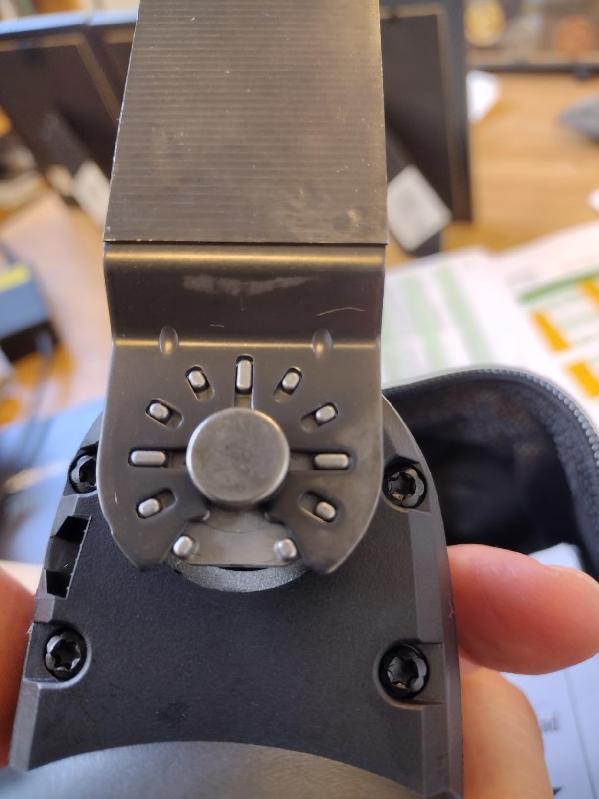 Dremel Multi-Max MM50-02 5 Amp Variable Speed Corded Oscillating Multi Tool Kit with 16 Accessories and Storage Bag customer photo 1