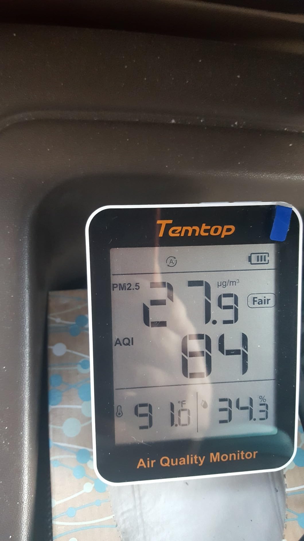 Temtop Smart Air Quality Monitor - Indoor Air Quality Meter with PM2.5, AQI, Temperature and Humidity Detector for Home, Office or School, App Connectivity, OTA Updates, 60-Day Battery Life customer photo 2