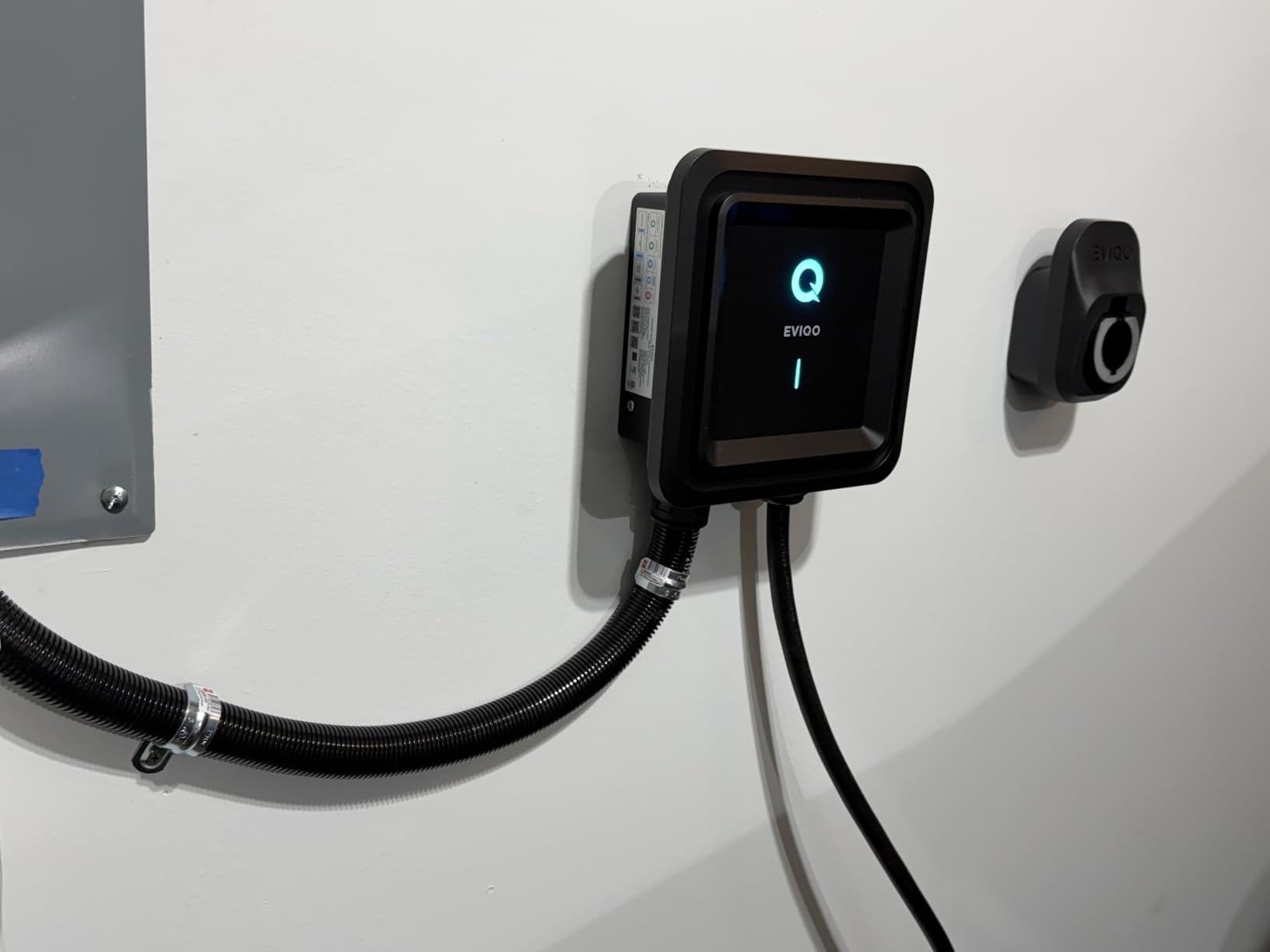 EVIQO Level 2 EV Charger 48 Amp HARDWIRED - 11.5kW, 240V, Wall EV Charger Level 2, J1772 (non-Tesla), 25ft Cable, Enhanced WiFi Smart App - Weatherproof Indoor/Outdoor (IP66,NEMA 4), UL, ETL Certified customer photo 1