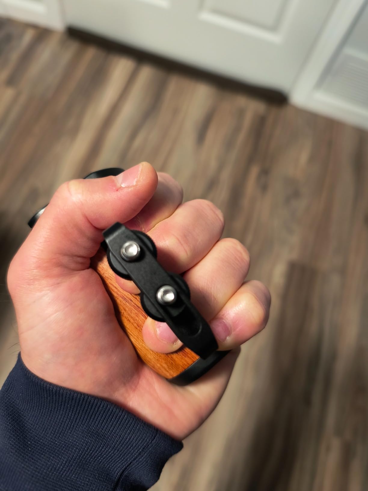 Wooden Camera Cage Side Handle Grip with Cold Shoe, Left/Right Adjustable Side Handle Hand Grip with 1/4 3/8 Thread Holes for BMPCC Mirrorless DSLR Camera Cage Shoulder Mount customer photo 1