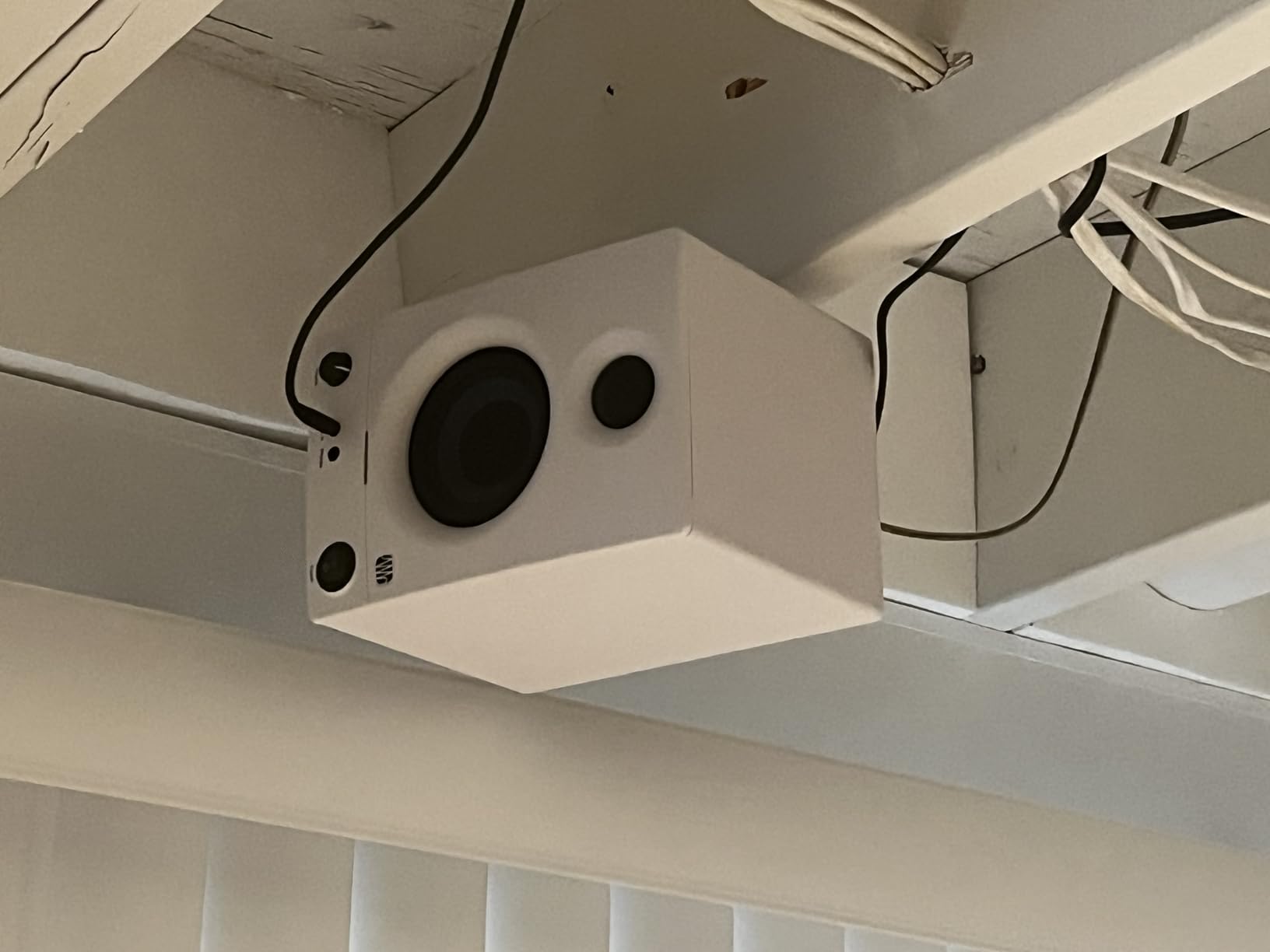 PreSonus Eris 3.5 Studio Monitors (White), Pair - 3.5