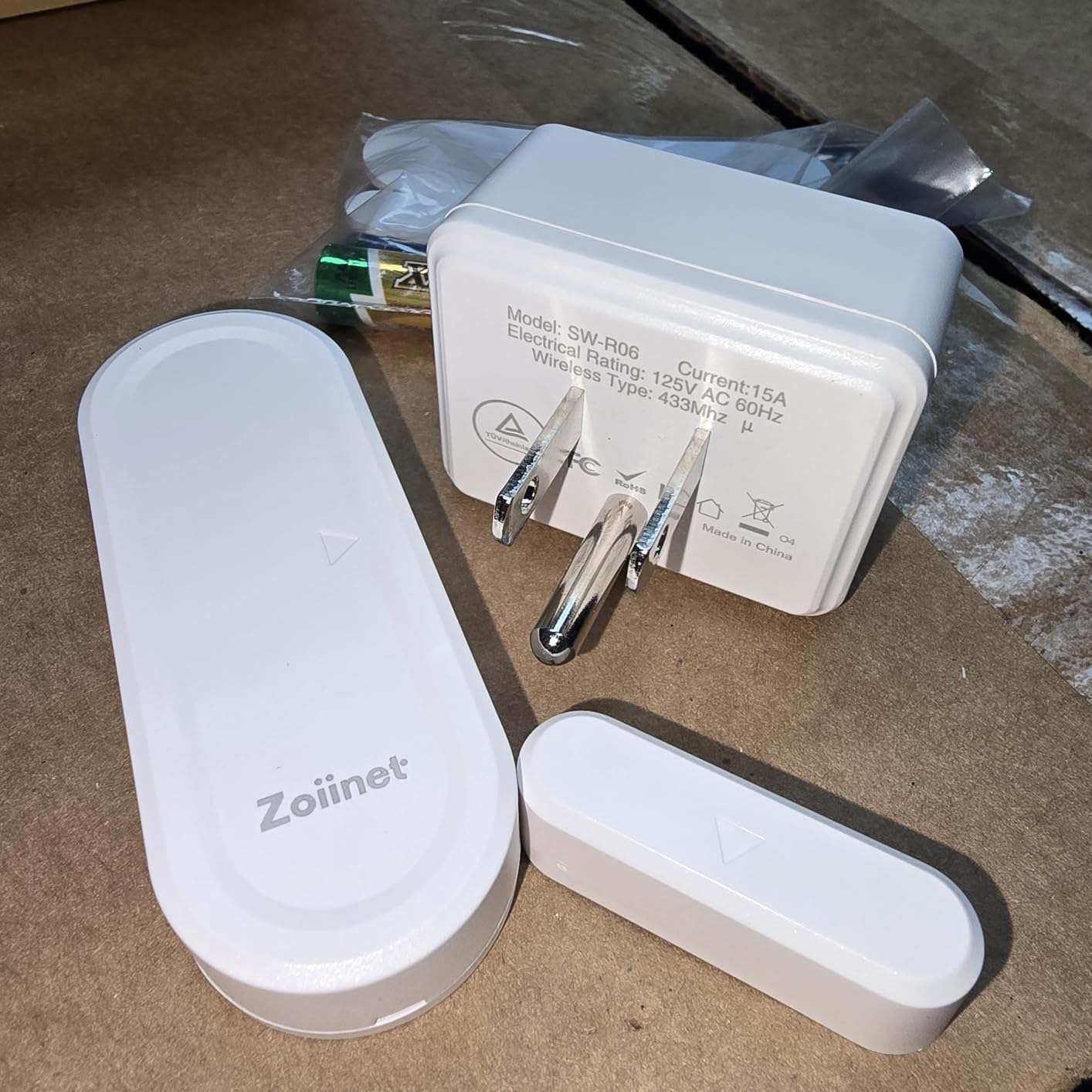 Door Sensor Outlet Plug Kit, Wireless Mini Contact Window Sensor, Group Control Unlimited Devices, No Wiring No WiFi, 130 ft, 15A/1500W, Programmable, for Household Appliances customer photo 2