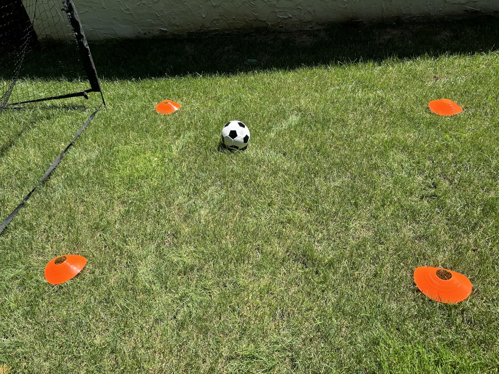 Portable Pop Up Soccer Goal - 6x4ft Backyard Training Equipment with Soccer Ball, Scoring Target Cloth, and Conesl,Fencing Training Equipment，Baseball & Softball Protective Screens customer photo 1