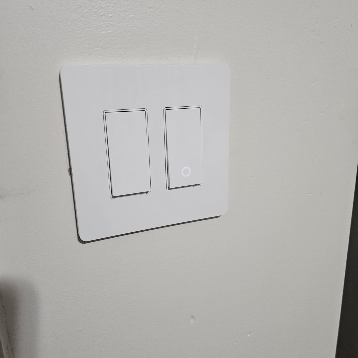 Kasa Smart Switch 2-Gang HS200-2, Single Pole,Neutral Wire Required, 2.4GHz Wi-Fi Light Switch Compatible with Alexa and Google Home, UL Certified, No Hub Required, White customer photo 2