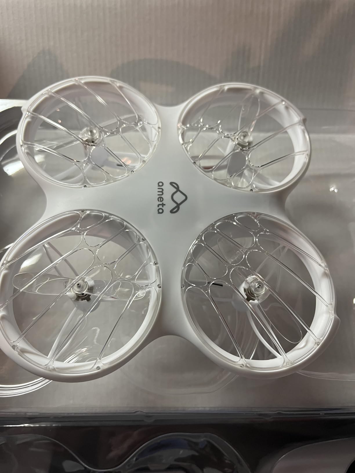 Ameta Drones for Kids Adults, RC Drone with 1080P HD FPV Camera, Cool Toys Gift for Boys Girls Teenage, STEM Toys with LED Light, Propeller Full Protect, 2 Batteries Long Flight Time and Remote Control, Easy to Fly customer photo 1