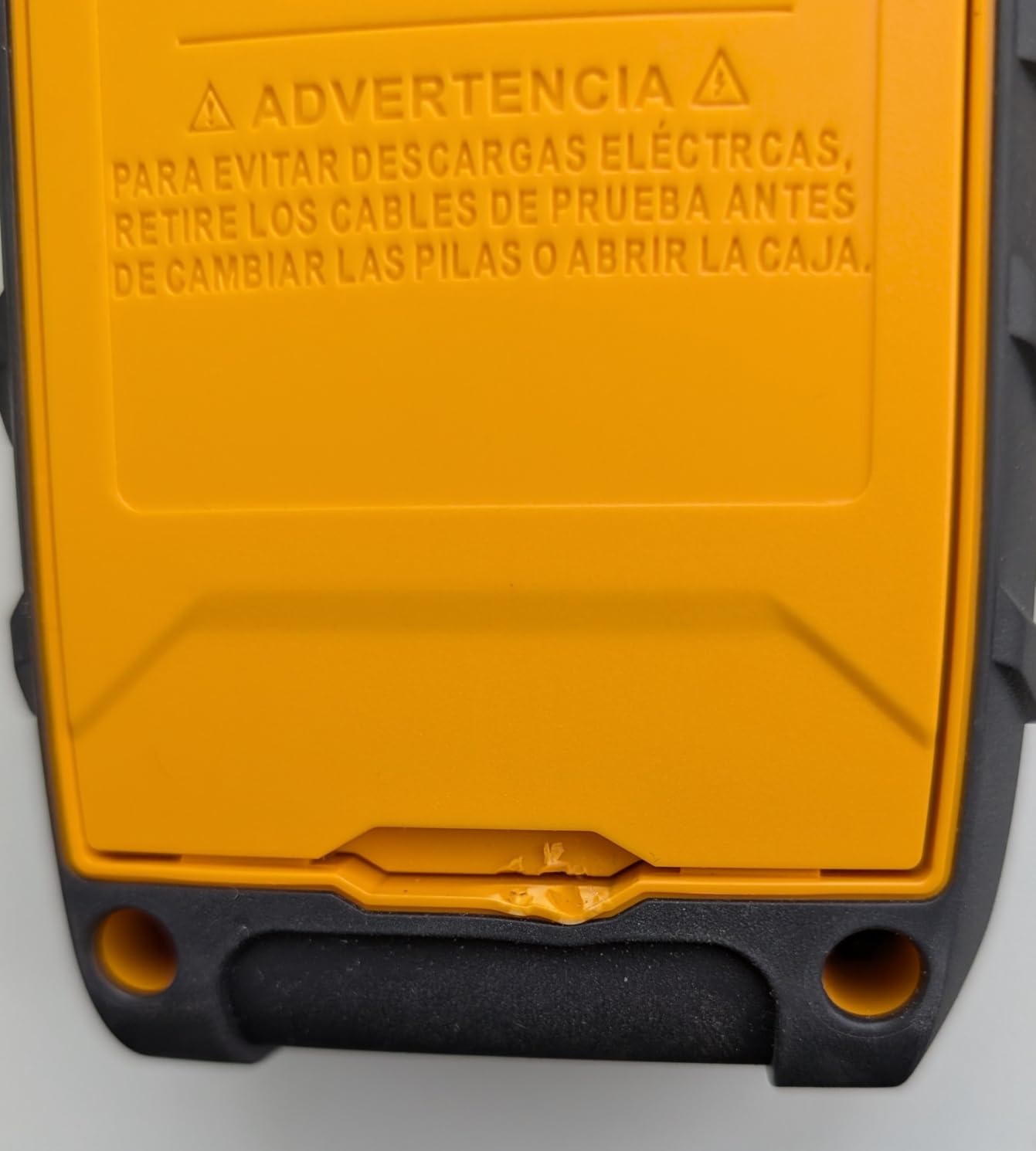 Ideal Electrical SureTrace Digital Circuit Tracer (61-946) 0-480 Volts AC/DC with Backlit Display - Find Breakers, Fuses, Wires, Dead Shorts, and Splice Errors customer photo 1