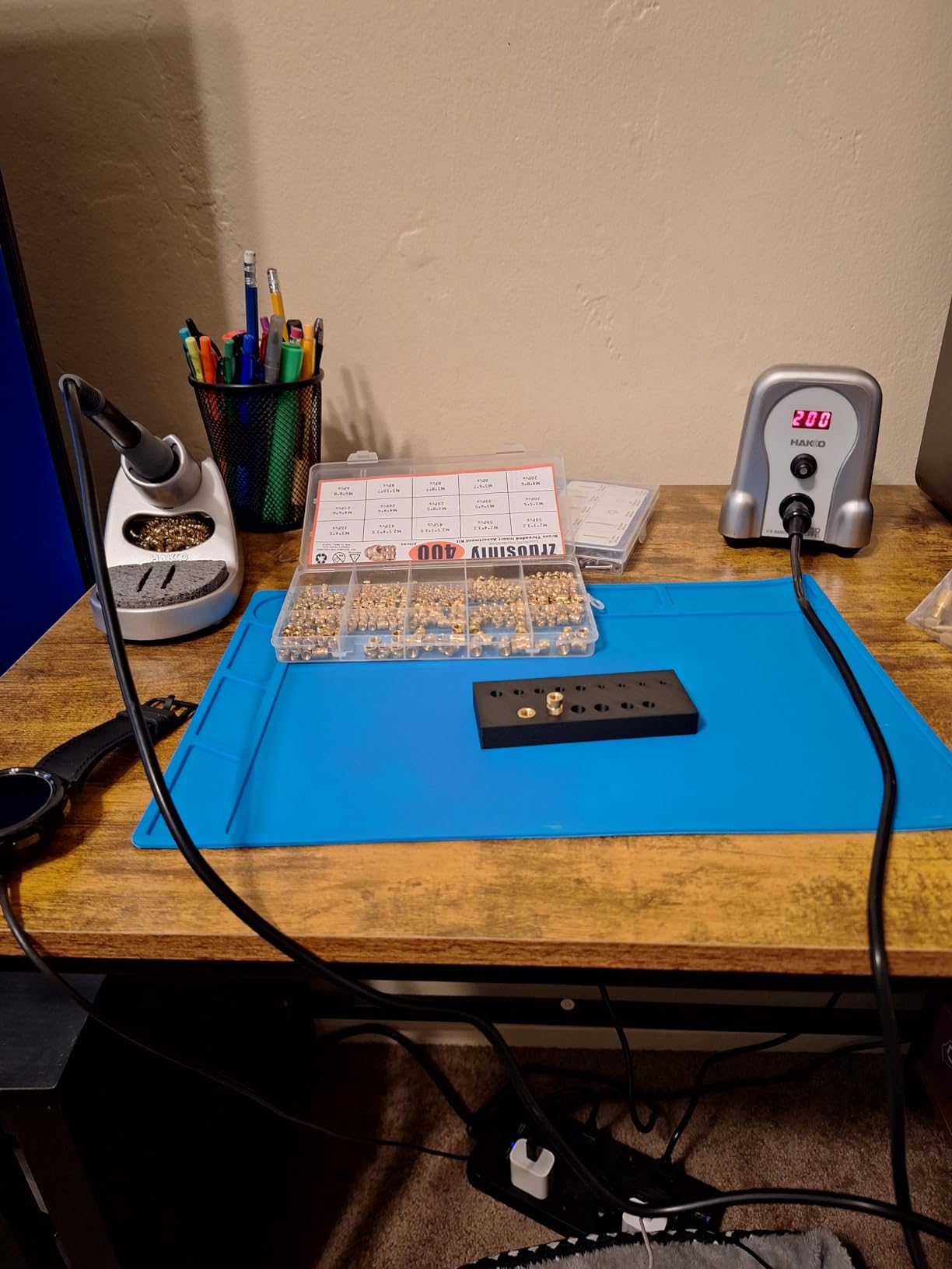 Hakko FX888DX-010BY - Digital Soldering Station with Rotary Encoder (Blue/Yellow Housing) customer photo 2